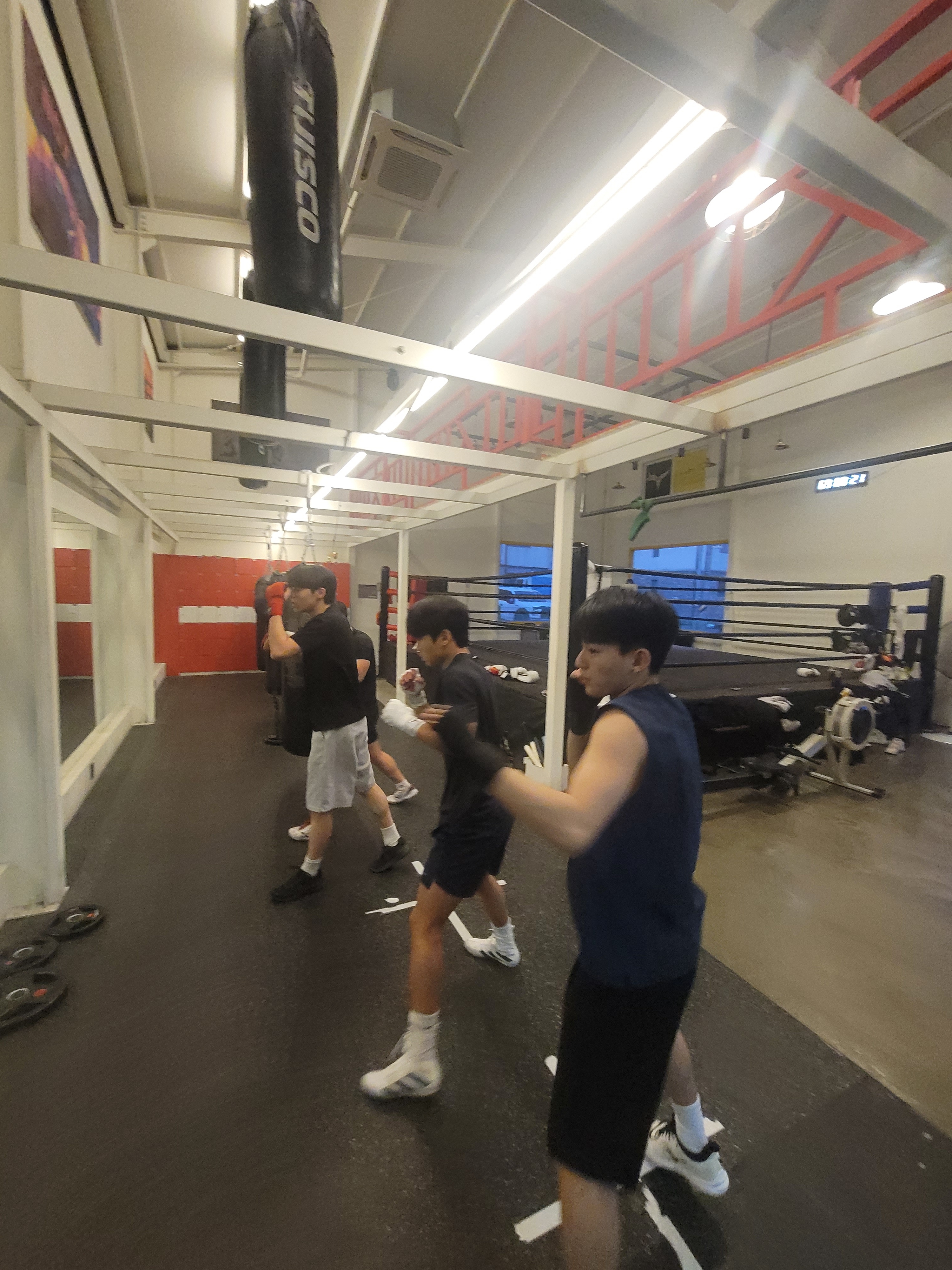 경기도 파주시 번뛰기길 복싱체육관 뻔치복싱스튜디오 내부 모습 5