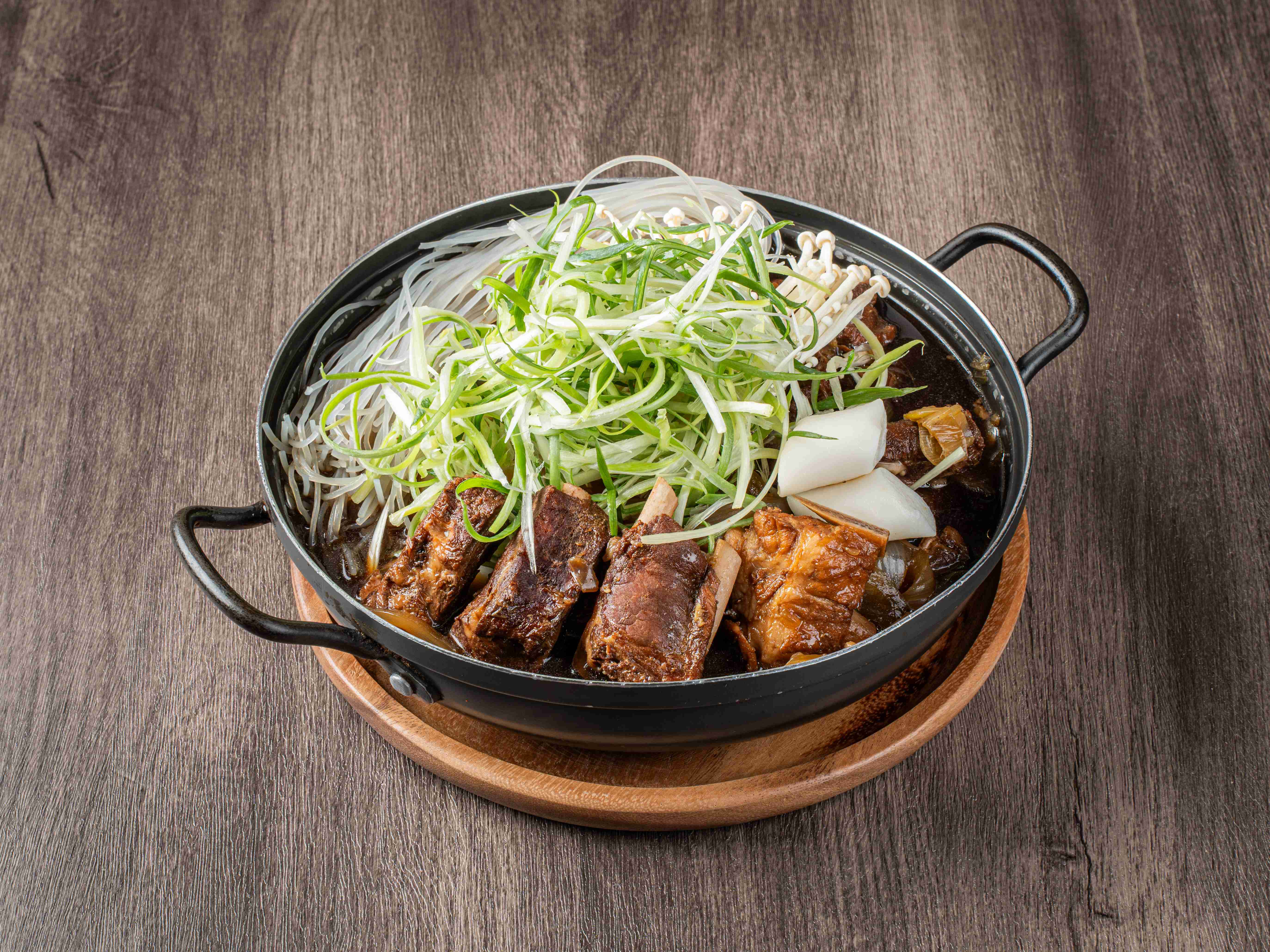 돼지간장갈비찜