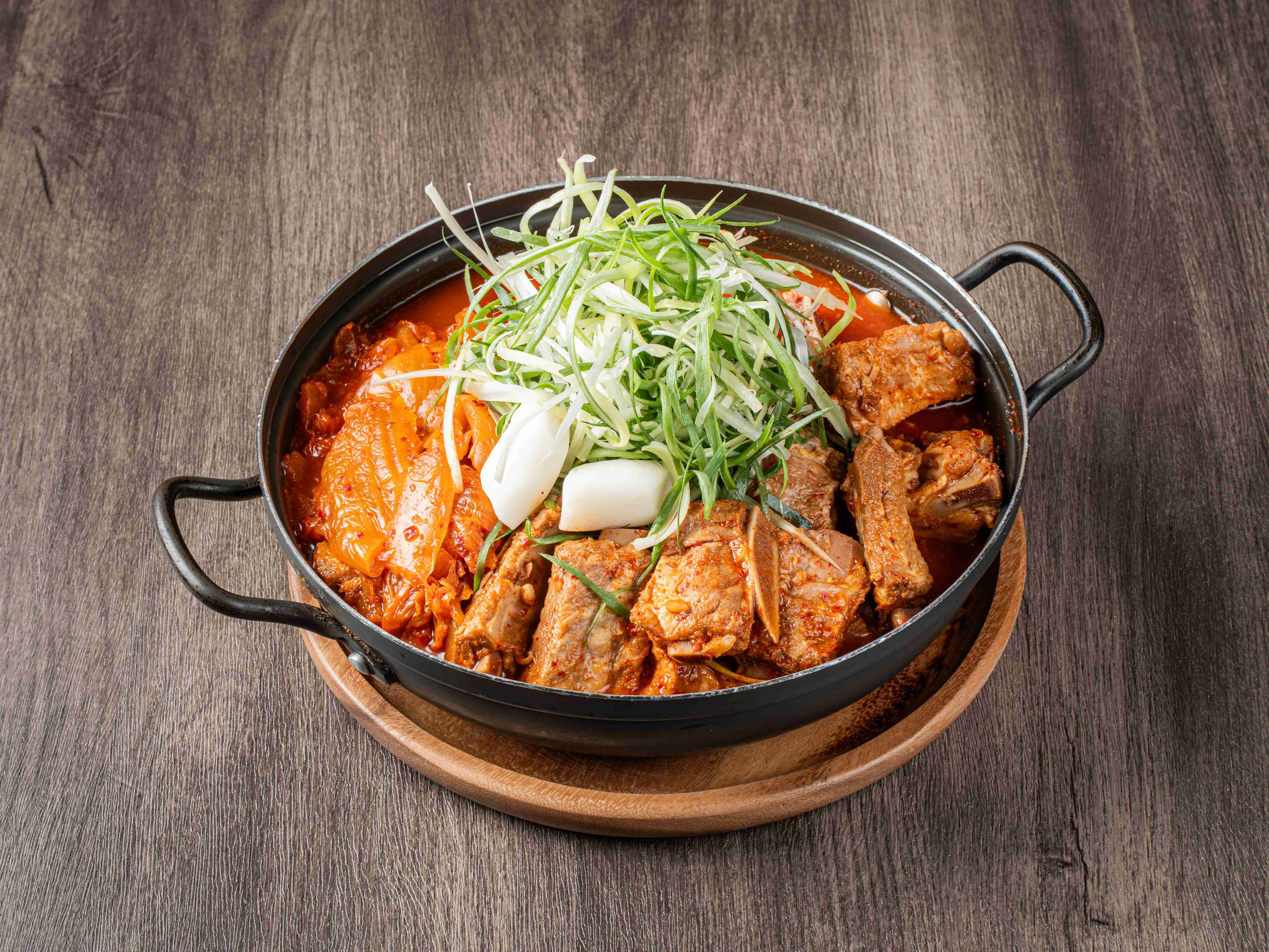 매운돼지갈비김치찜