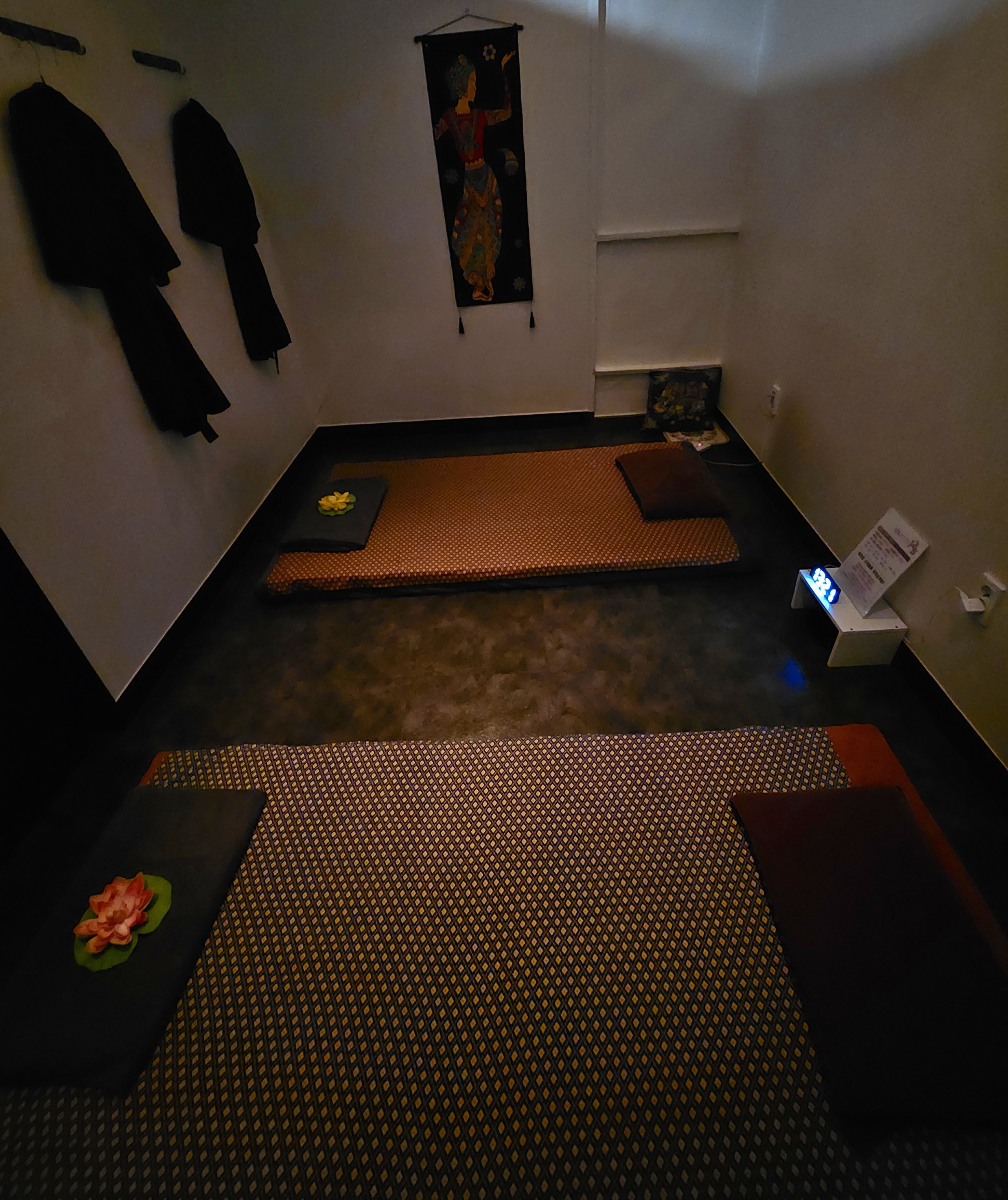 125타이마사지 photo 8