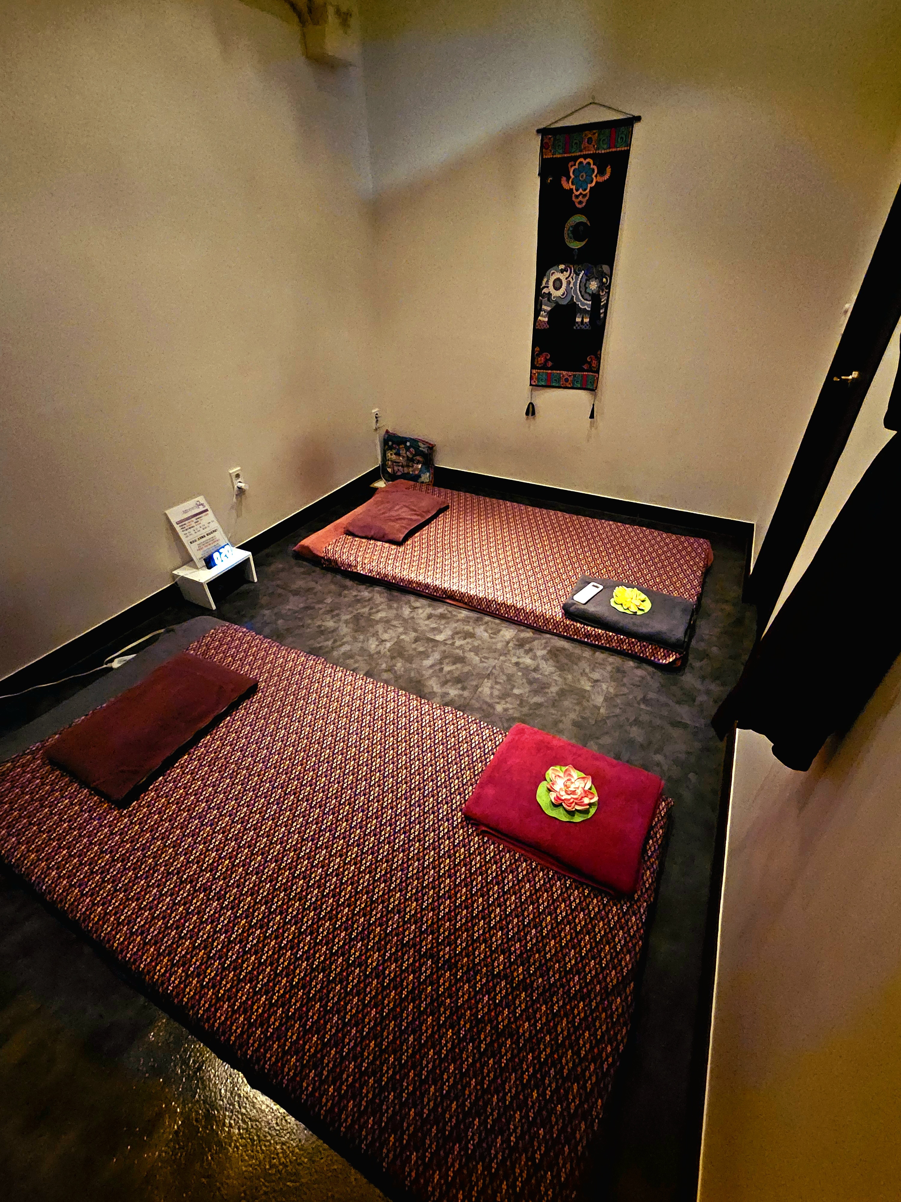 125타이마사지 photo 7