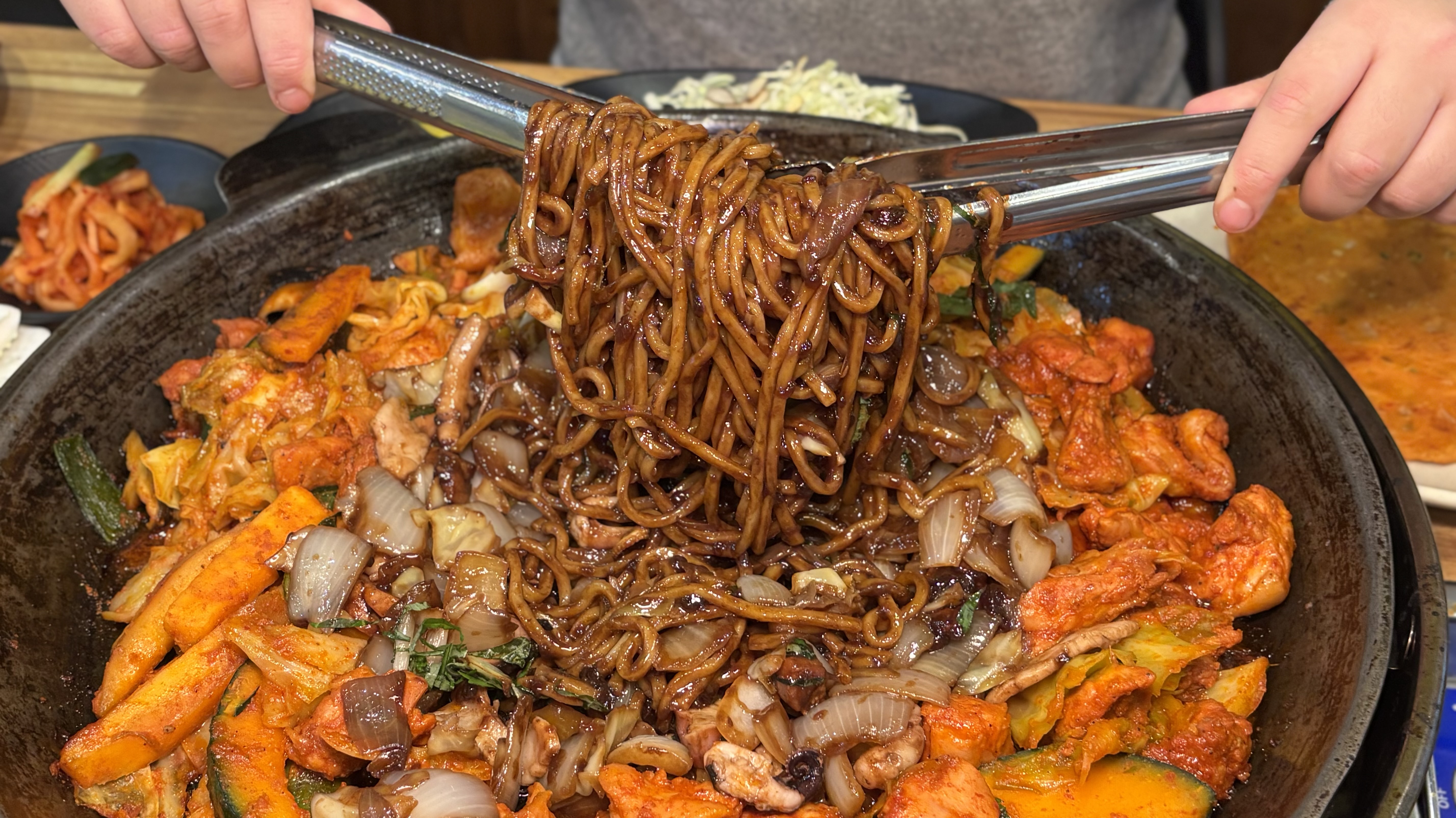 김포 엄마는 닭갈비 아빠는 부대찌개