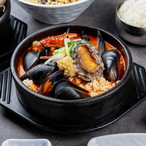 "보양식" 전복해물초당순두부
