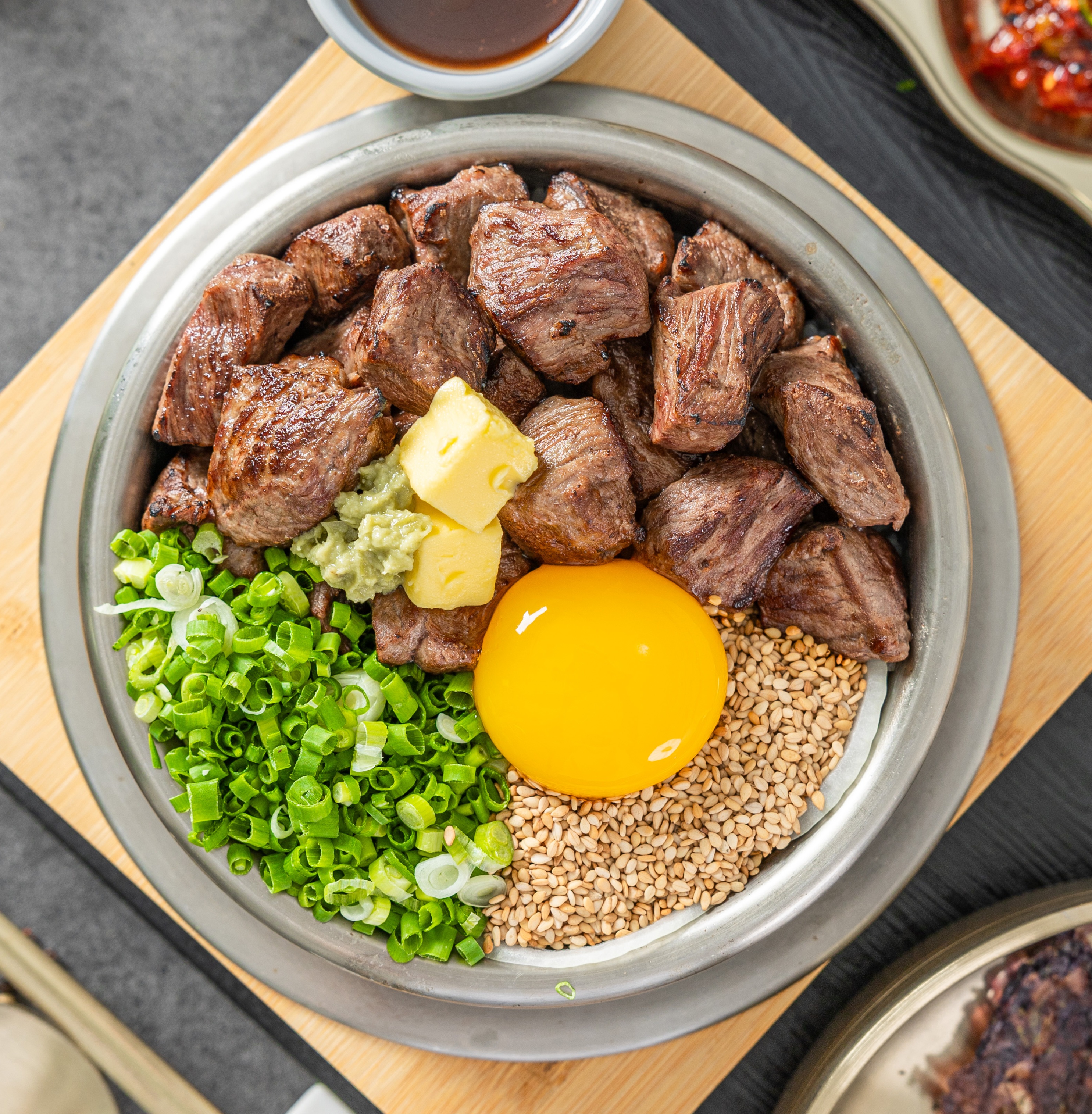 스테이크솥밥