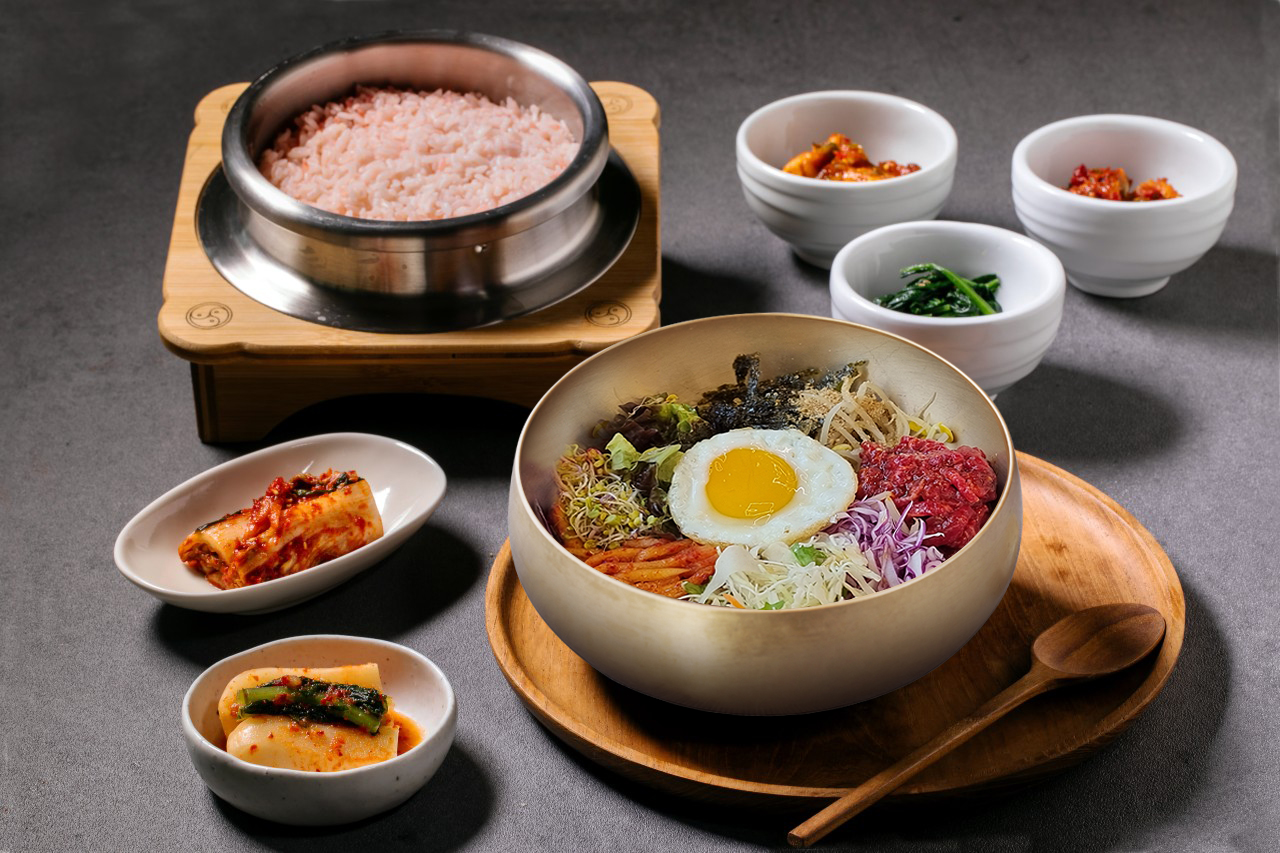 (점심특선) 한우육회비빔밥(+된장국)