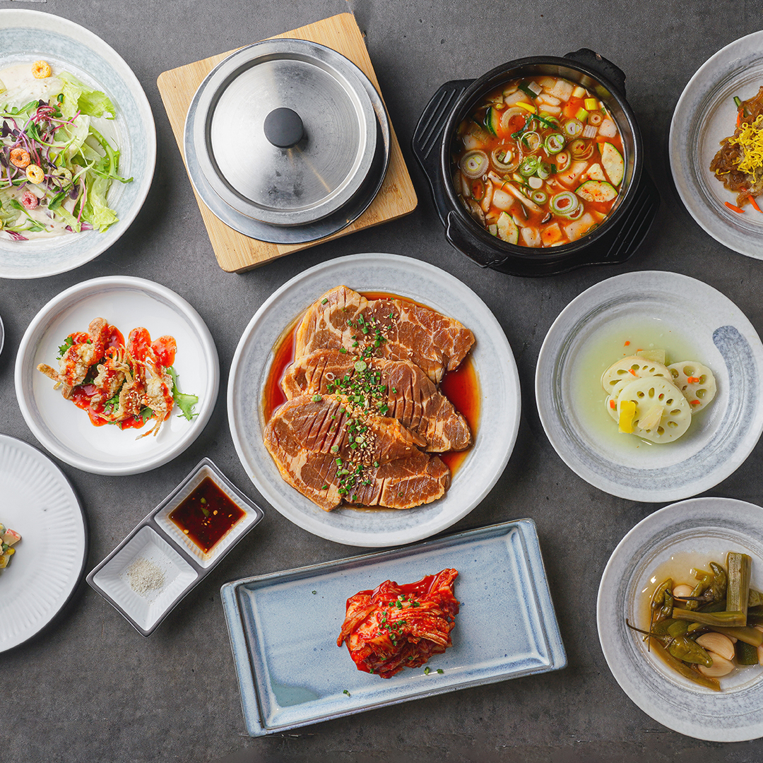 한돈 목살 양념구이 정식 〈점심한정〉
