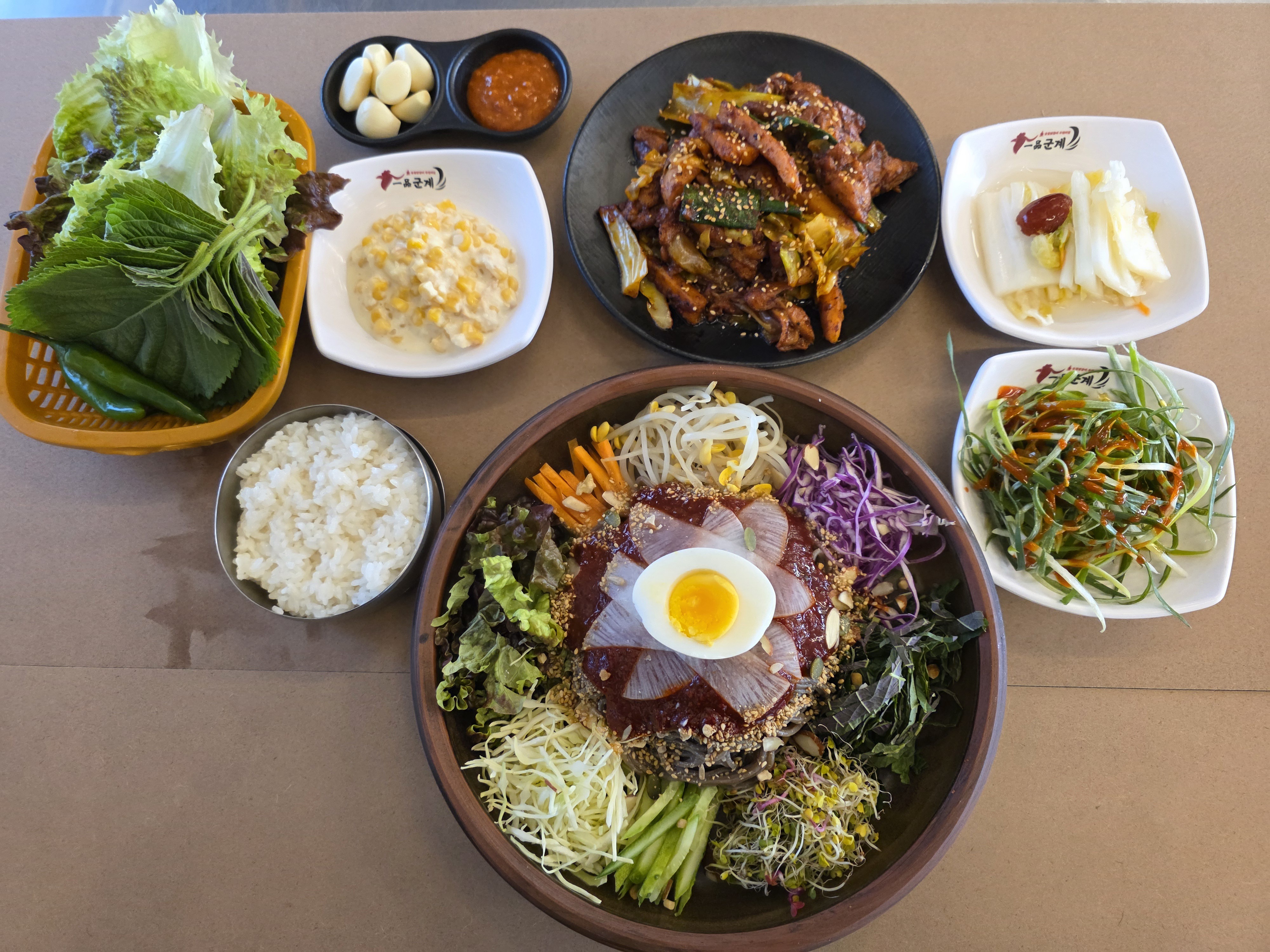 주말점심특선(닭갈비+막국수+비빔밥)