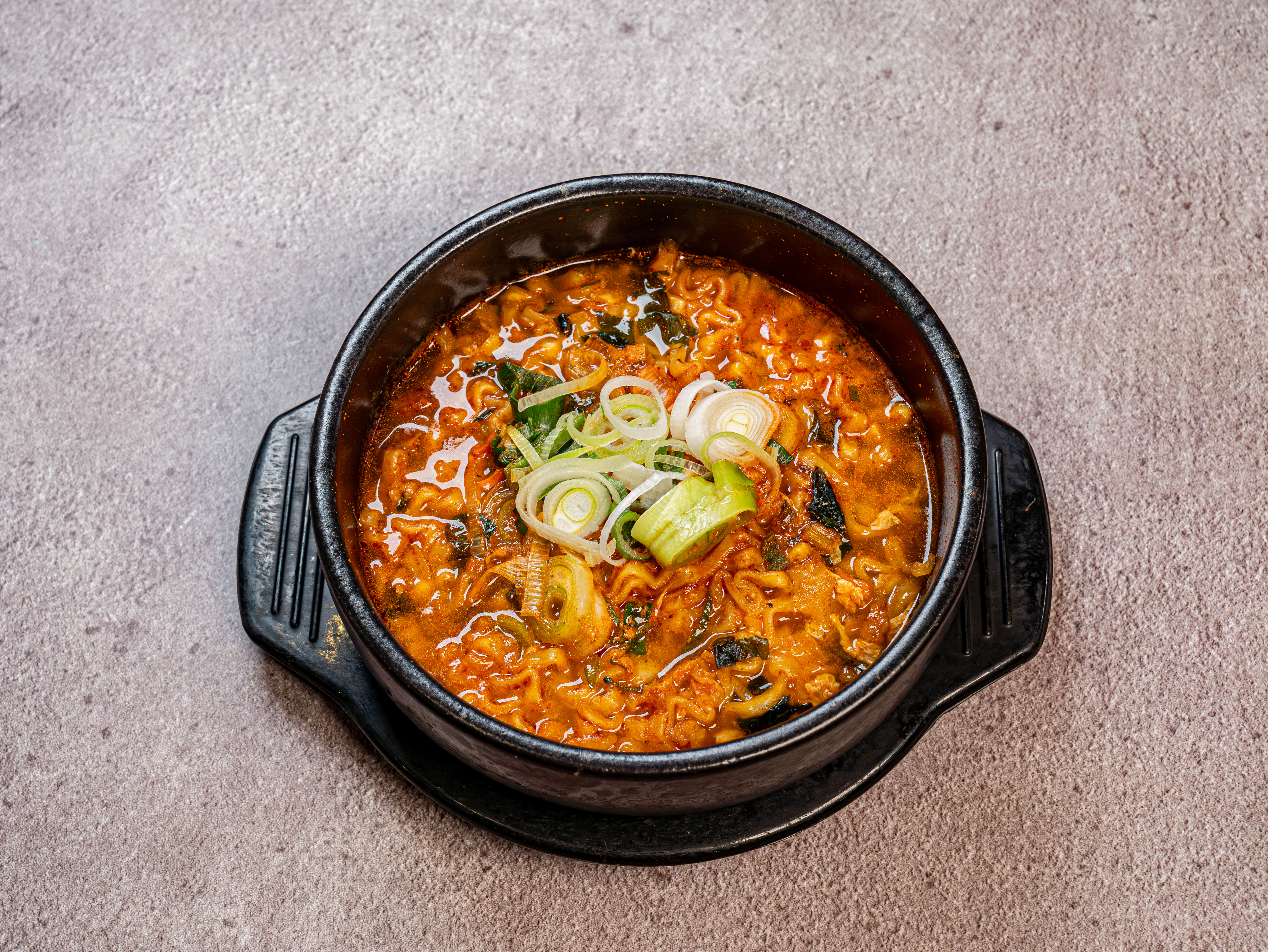 뚝배기라면