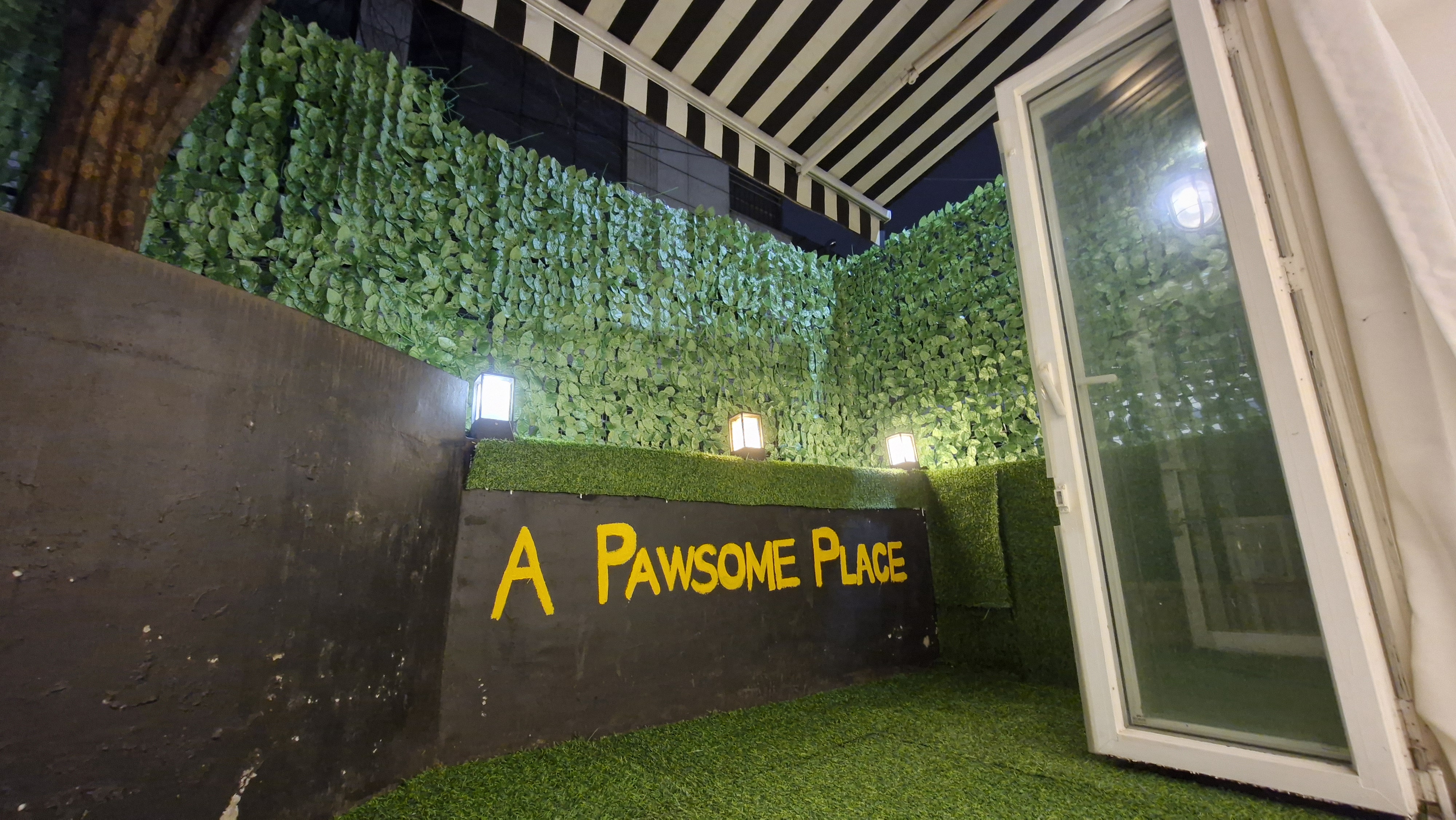 포썸플레이스 대표 이미지