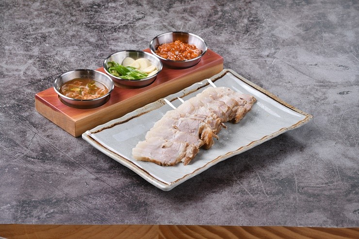 맛보기 수육 (고기만)