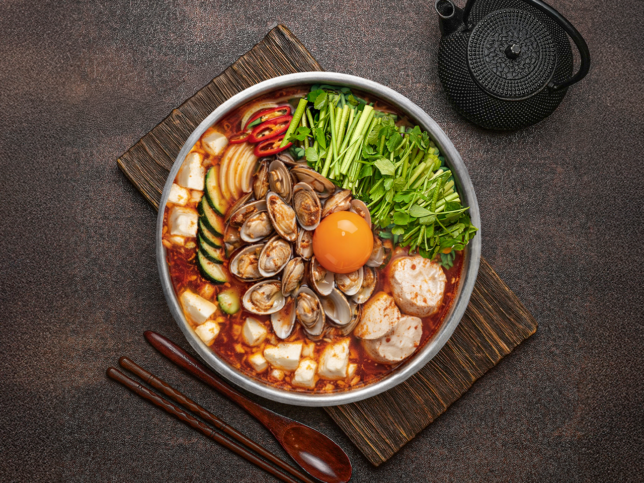 시원하고 얼큰한 [바지락 순두부전골]