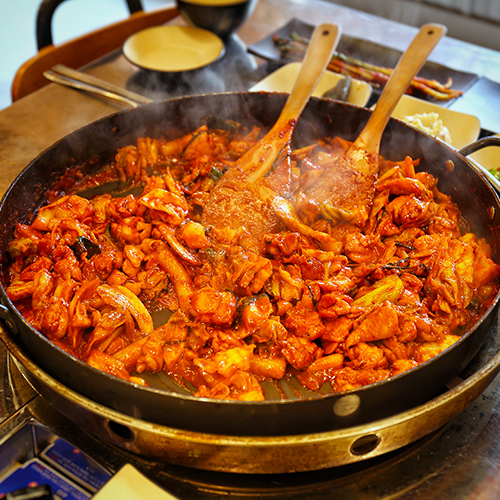 부막숯불닭갈비 사직거제점
