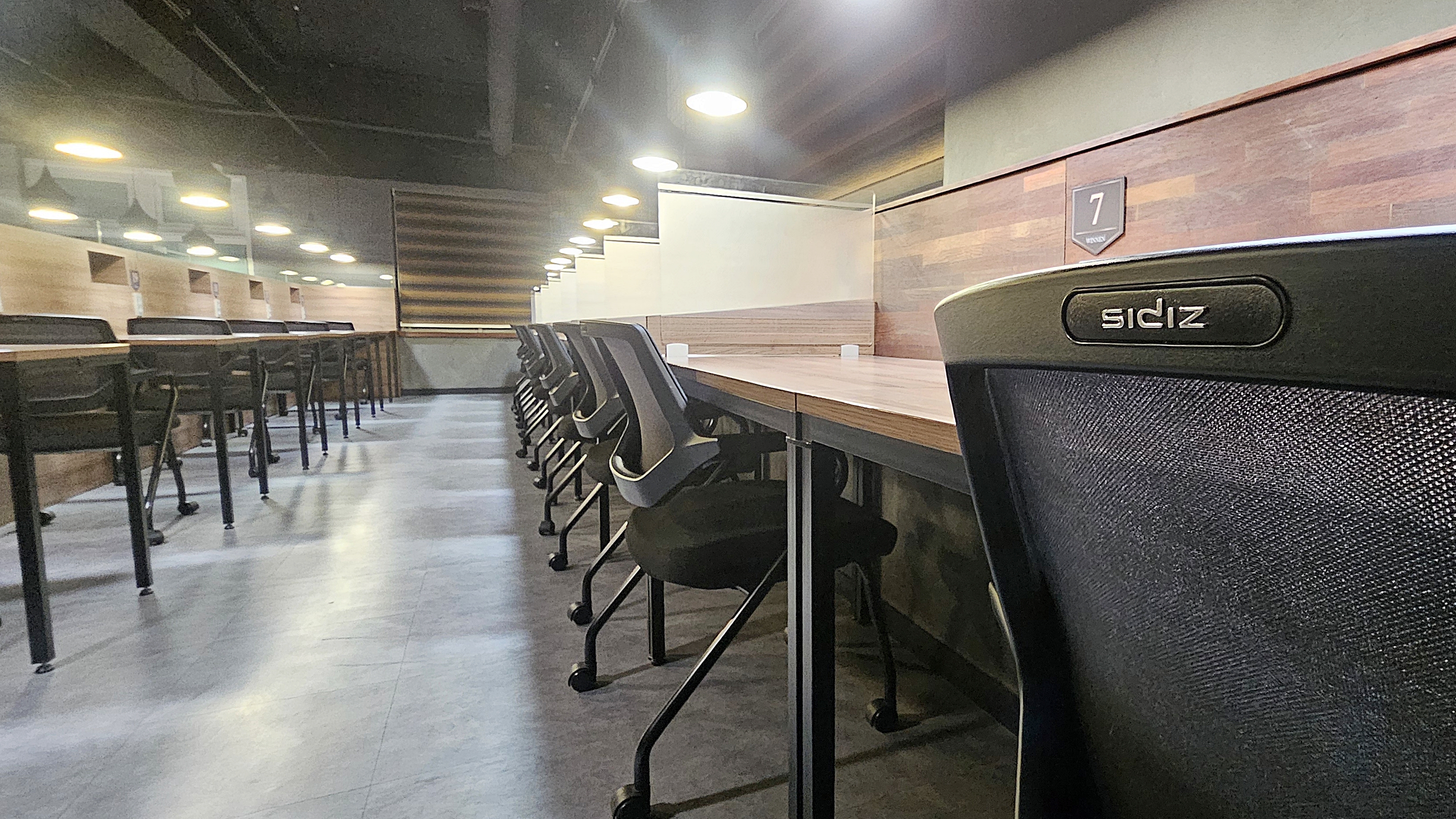SKY스터디카페 황성점 대표이미지