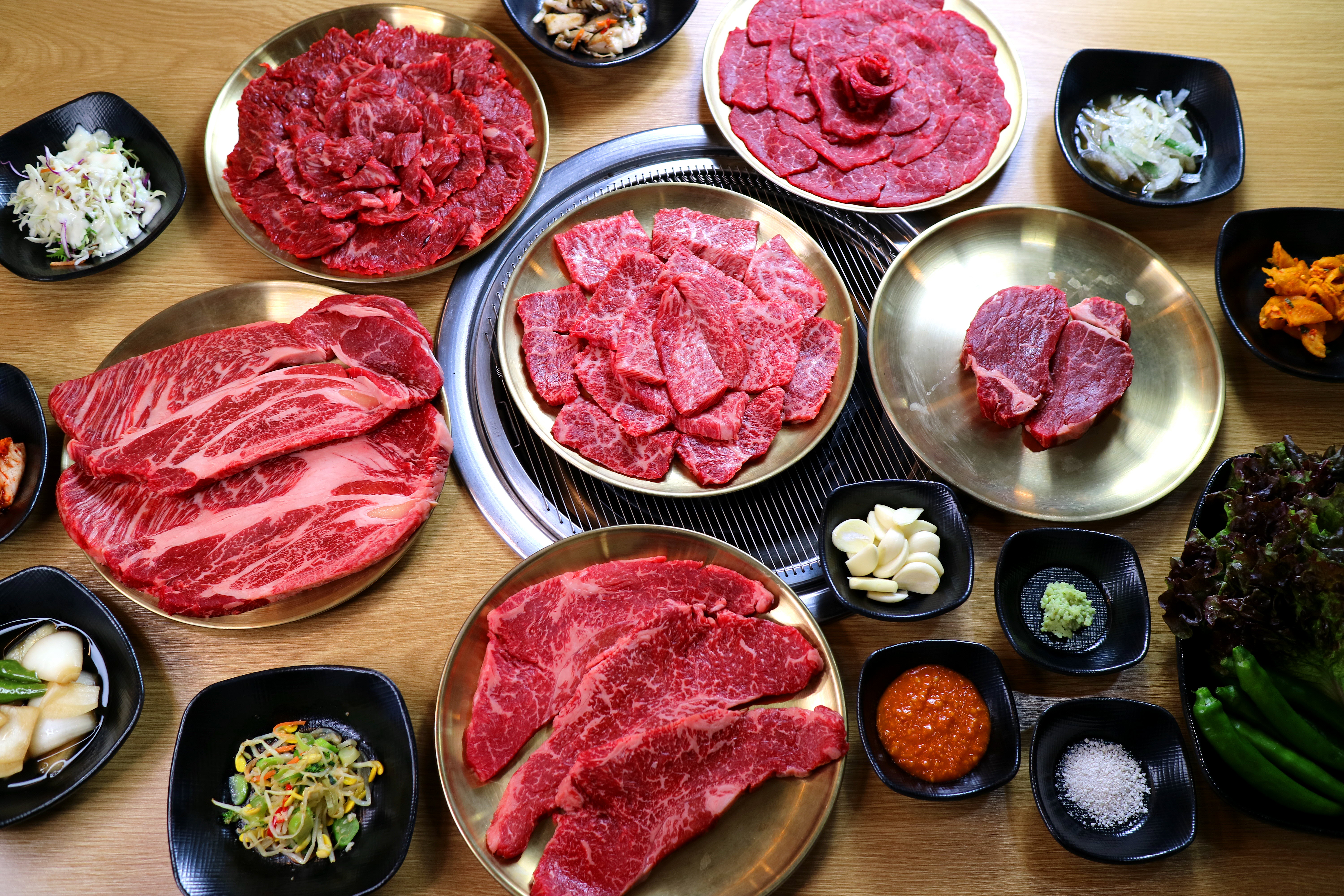 복사꽃명품한우 감곡 장호원 본점