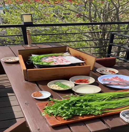 굽은소나무와오리도둑