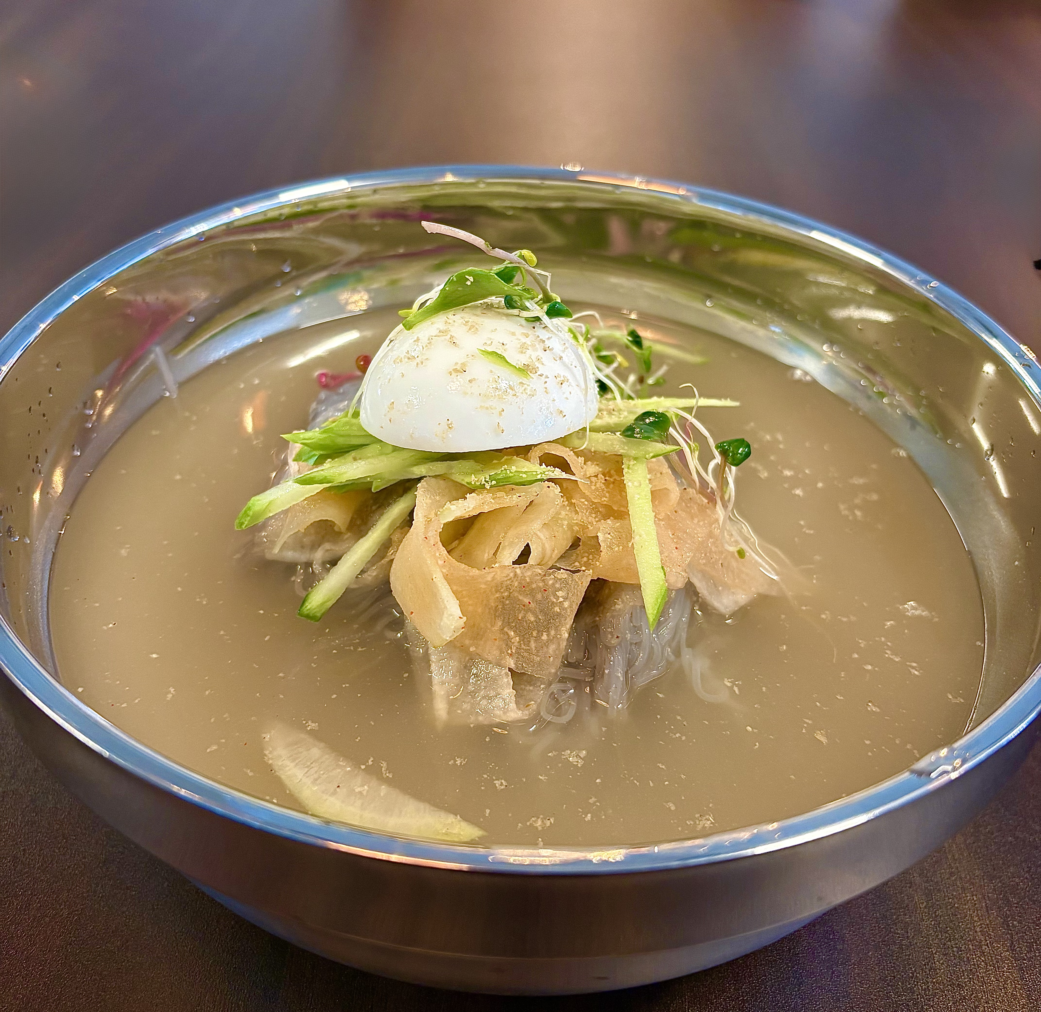 물냉면