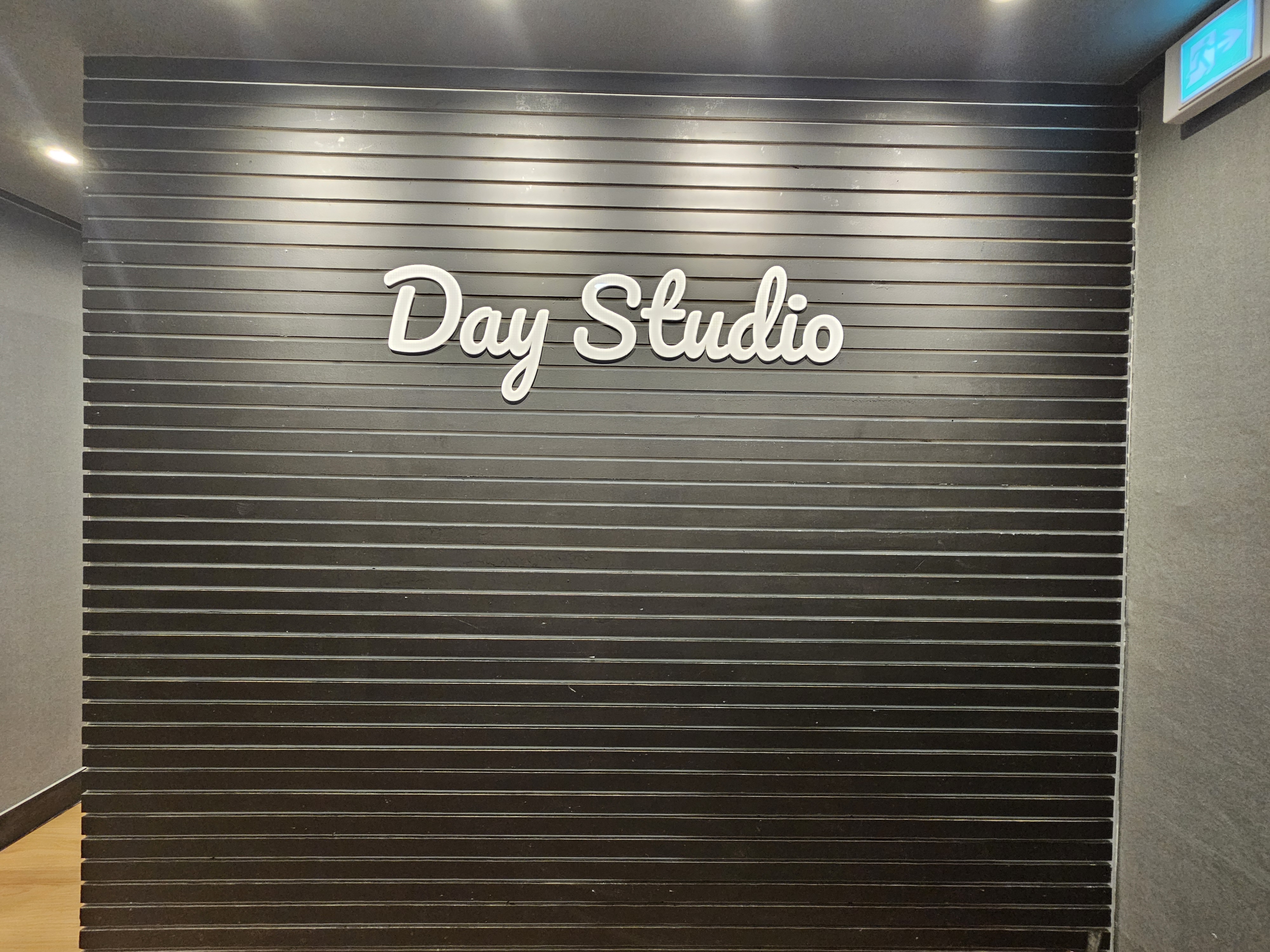 1번째 스튜디오 사진