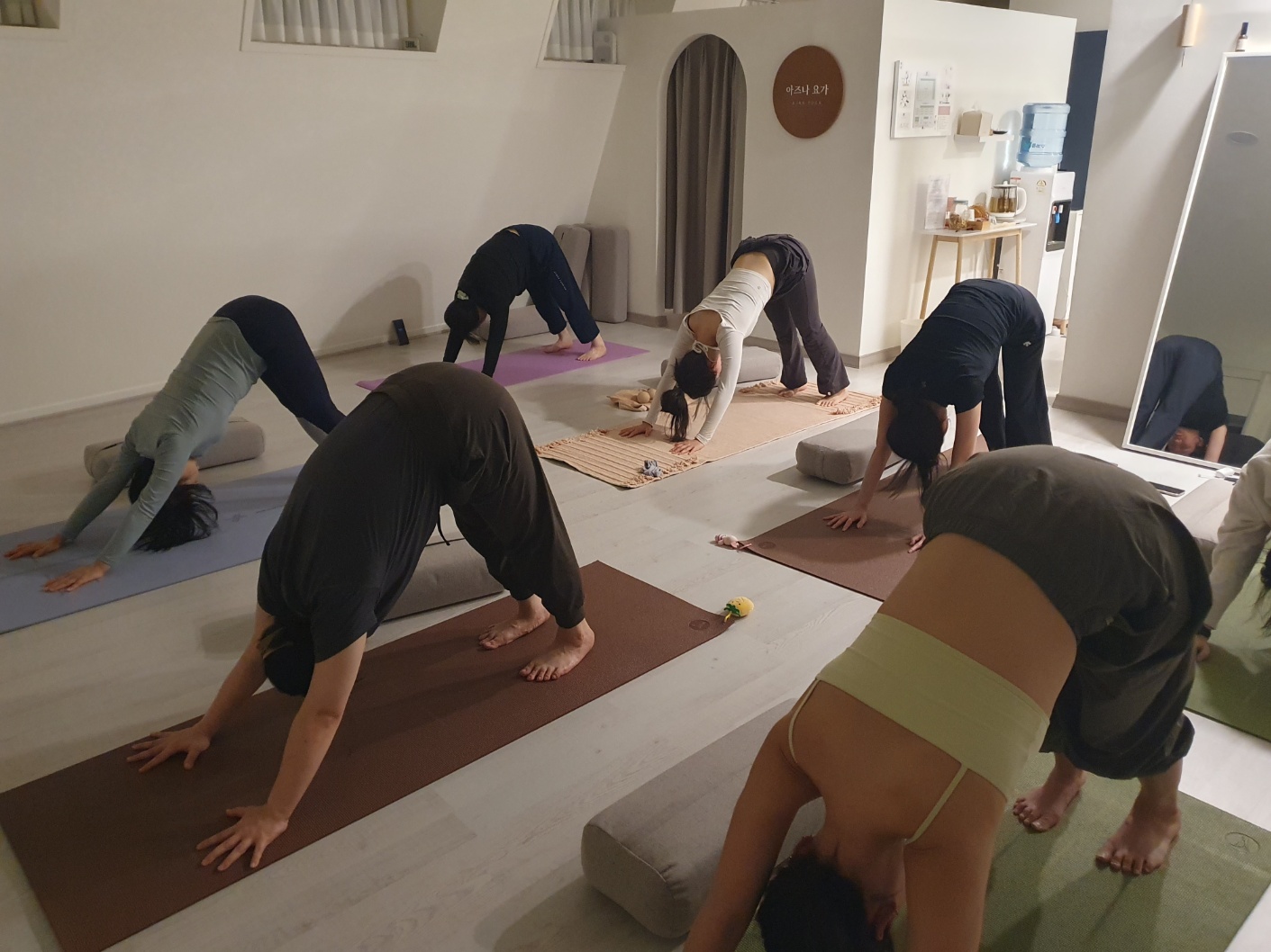 아즈나 요가 대표 이미지