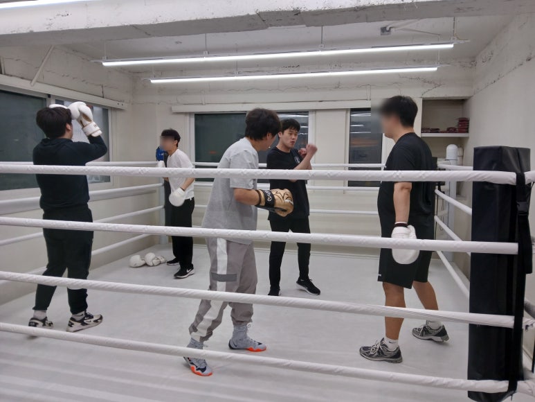 경기도 고양시 일산서구 복싱체육관 위드복싱 일산역 내부 모습 3