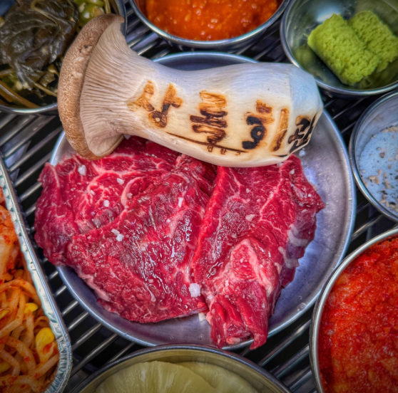 마을회관연탄구이 6