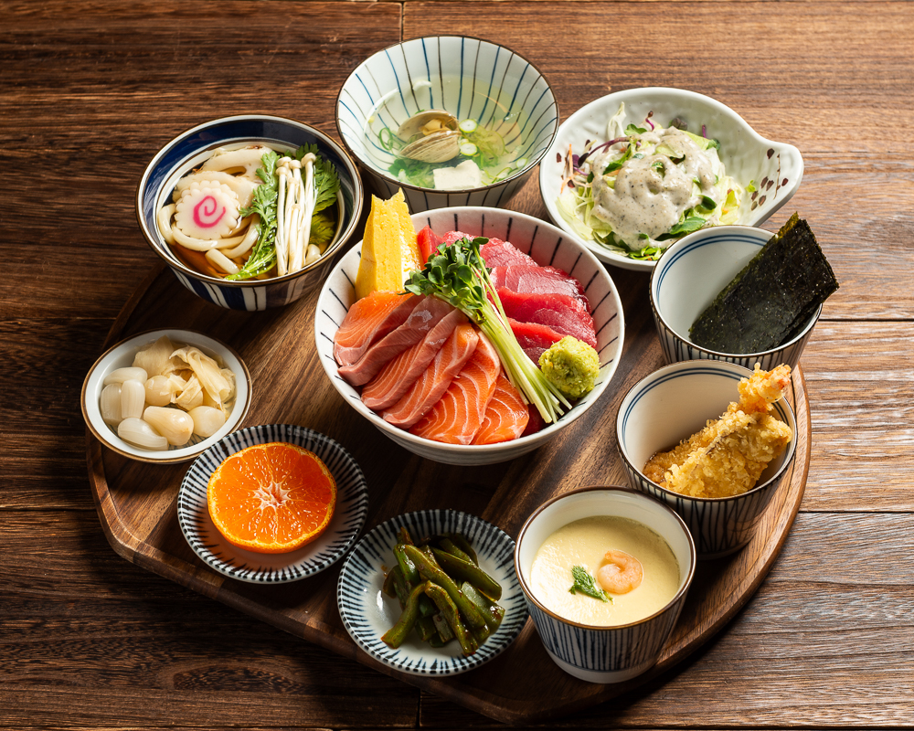 마구로사케동