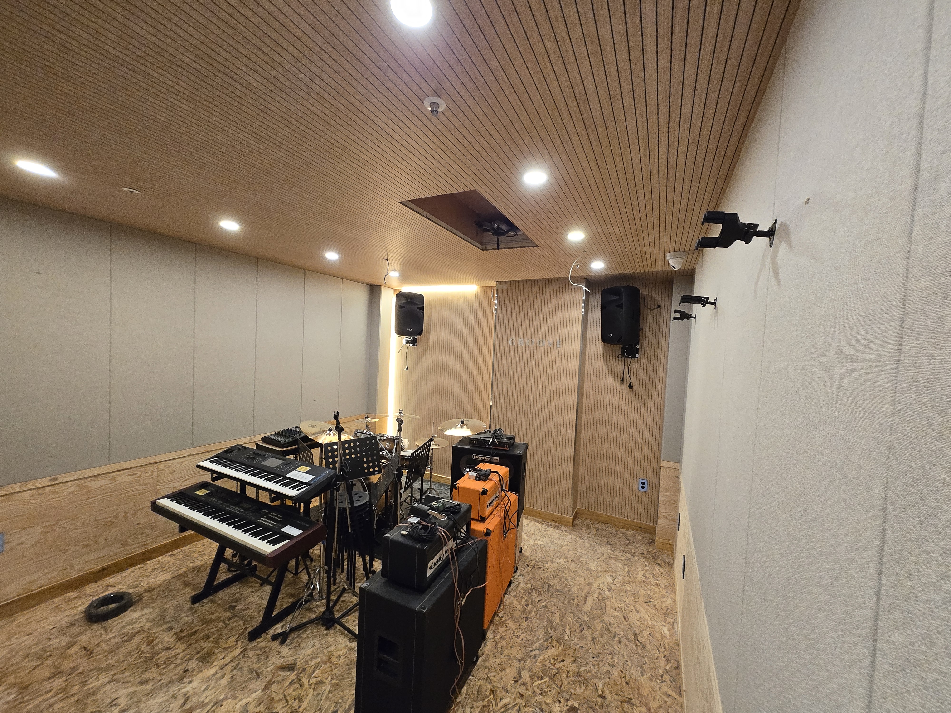 1번째 스튜디오 사진