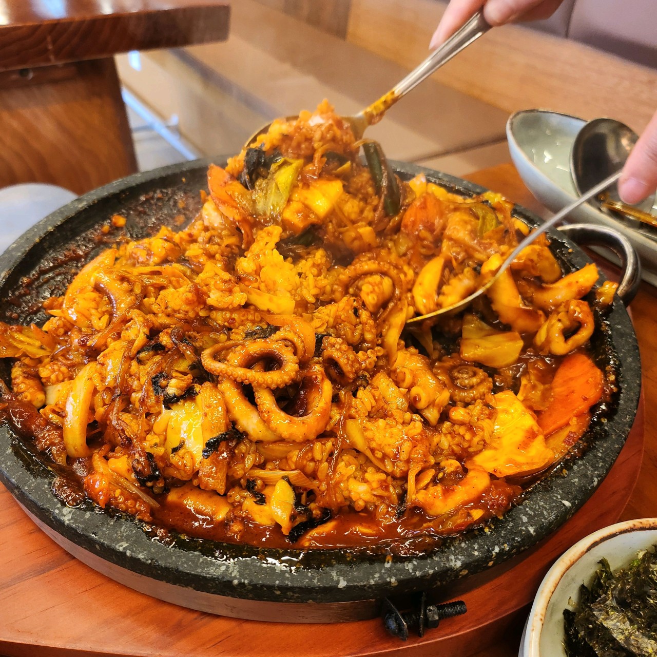 대감집의 돌판 거창 수승대 본점