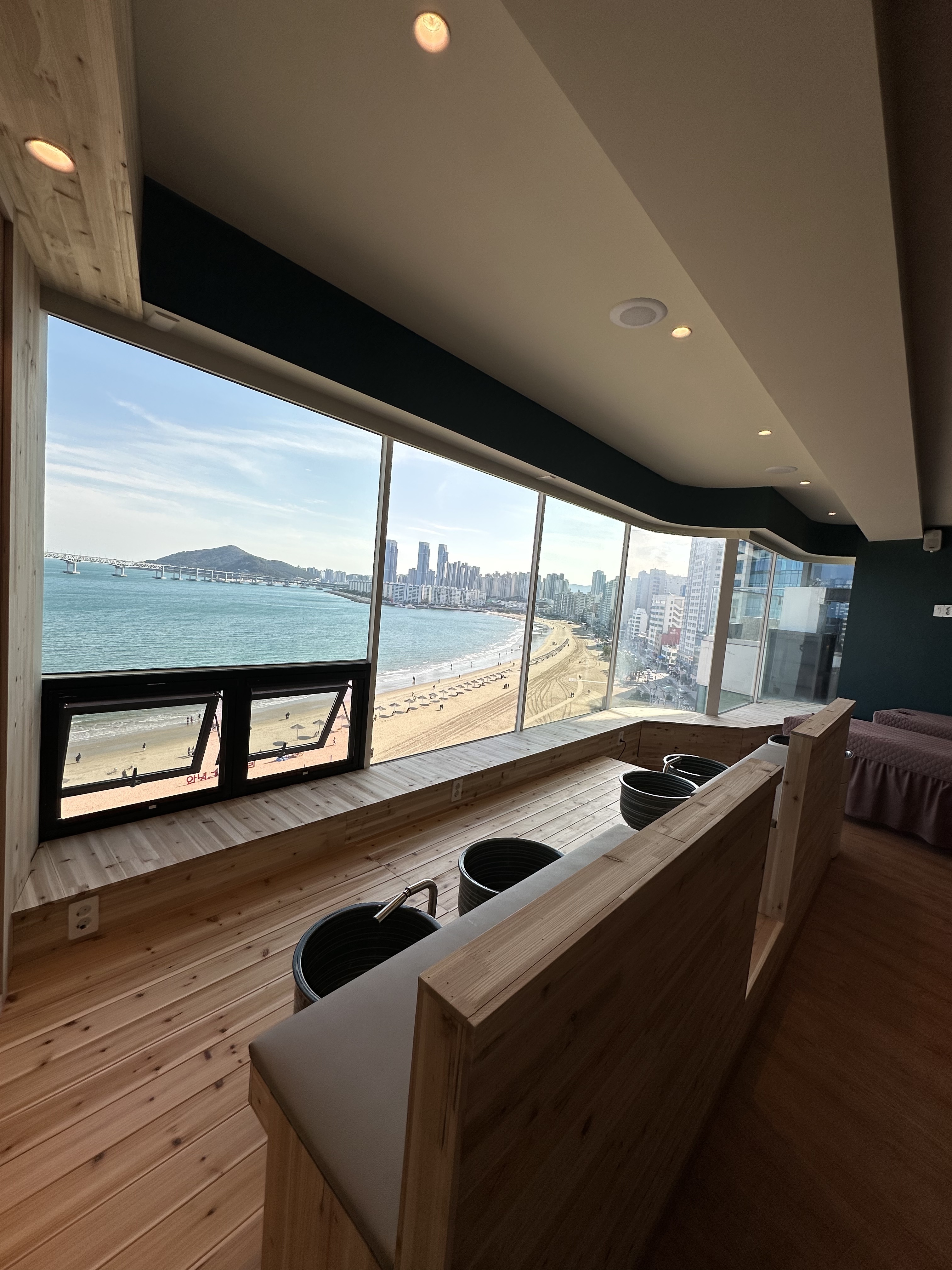 프라다스파 마사지 부산광안리점 photo 2