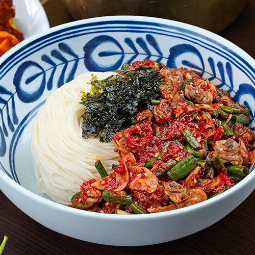 점심특선 － 꼬막비빔소면