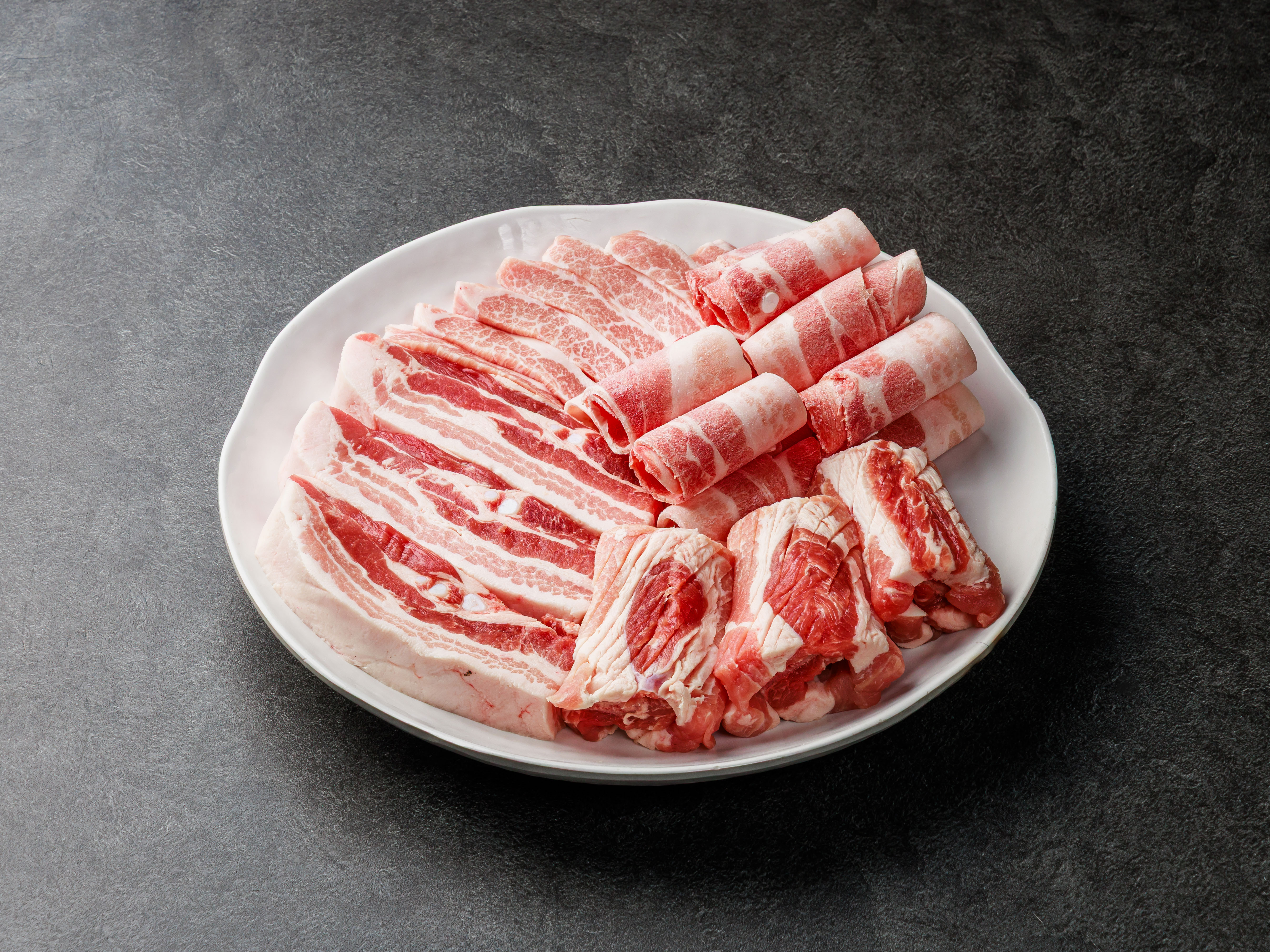 돼지 한마리1kg