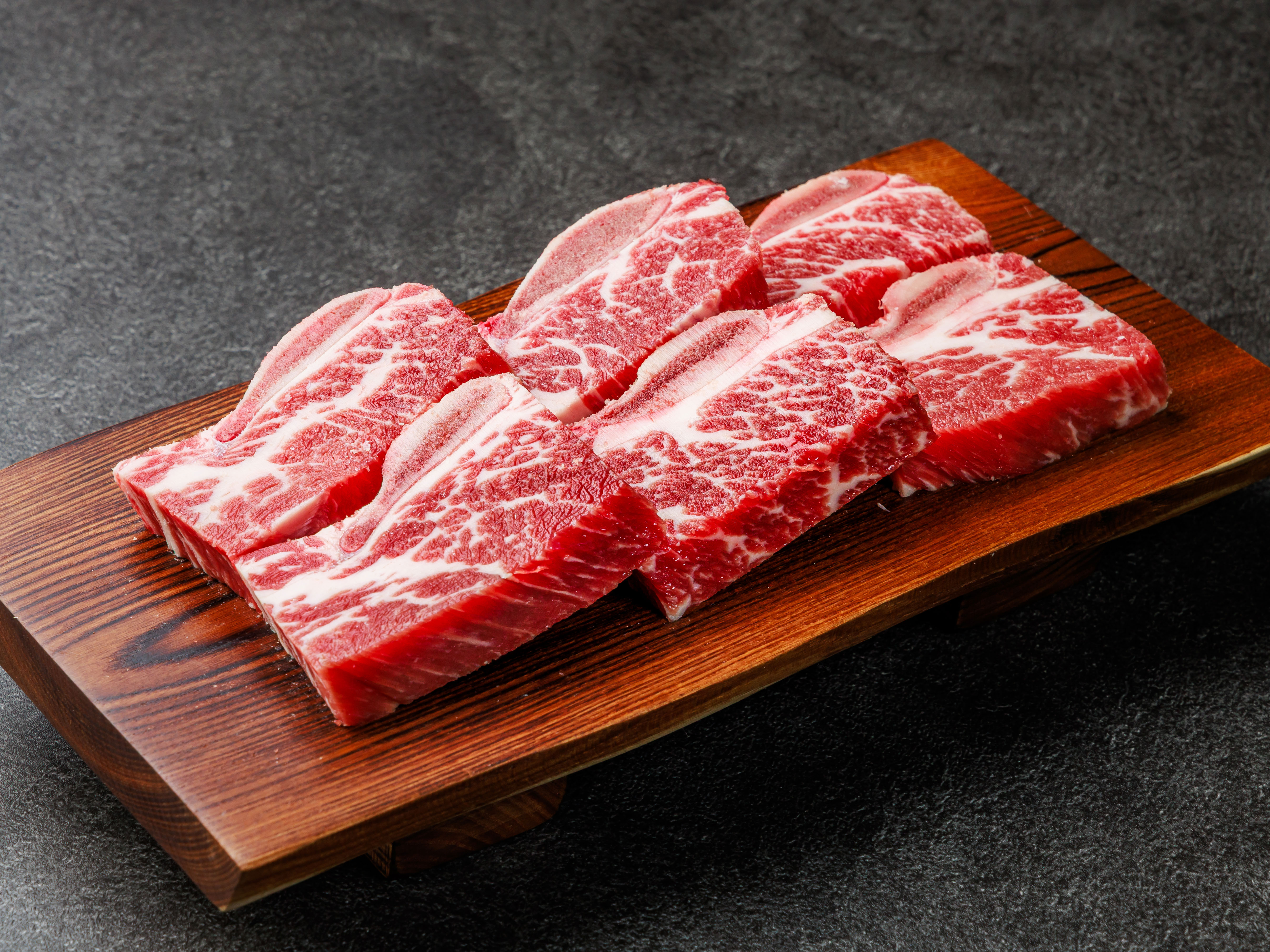 뼈 꽃 갈비살 200g