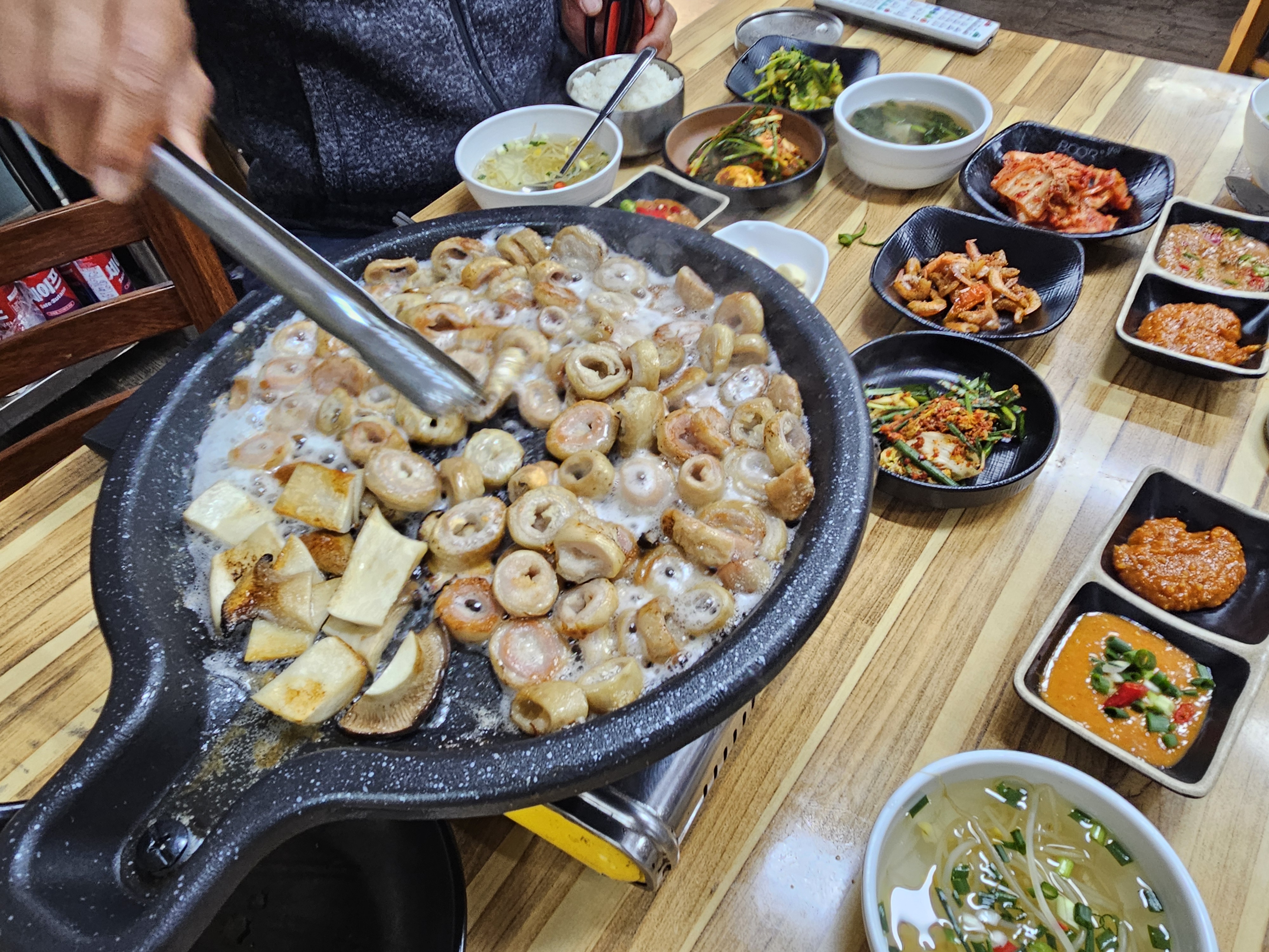 고향식당 8