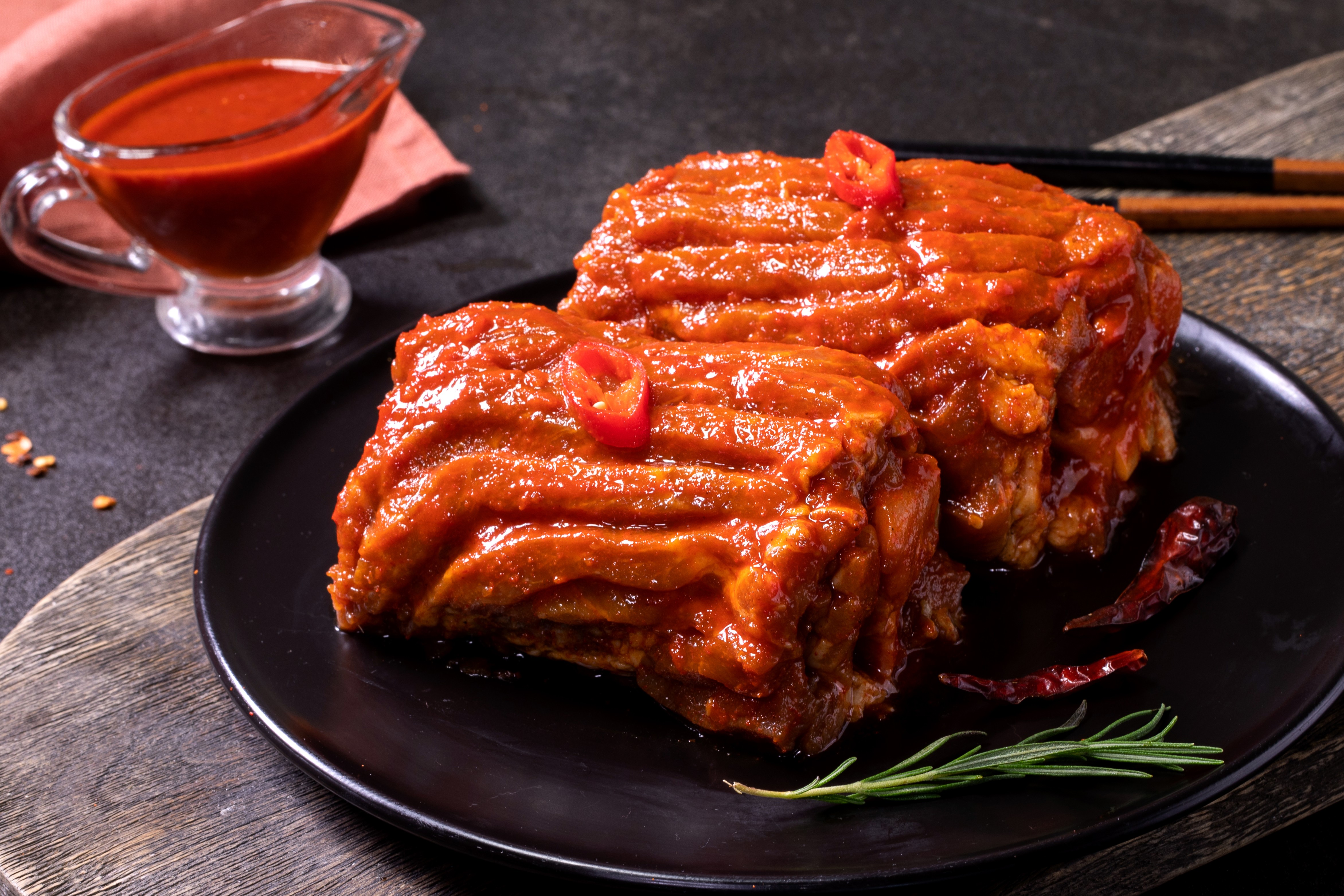 매콤 돼지 왕갈비 320g