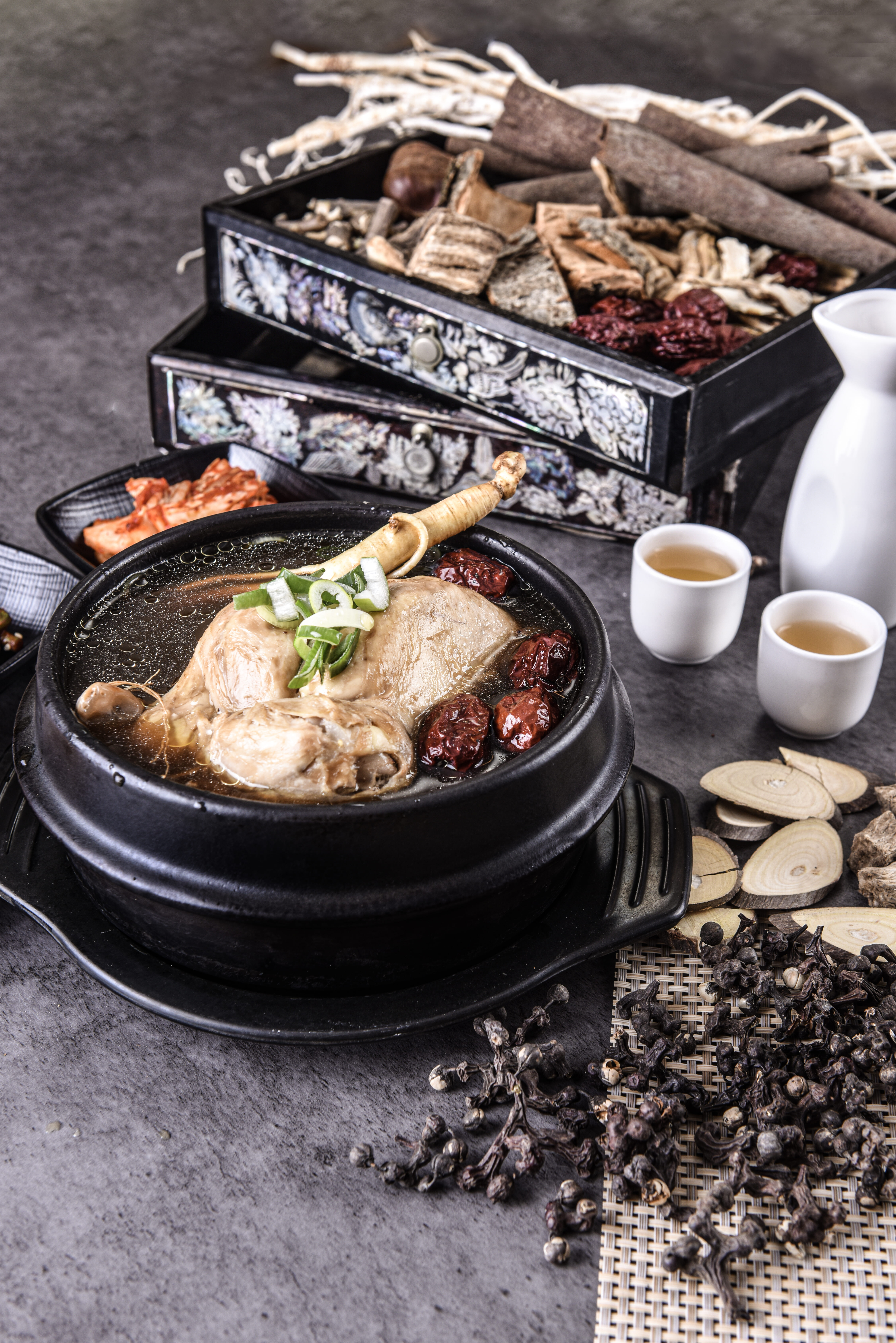 헛개 삼계탕