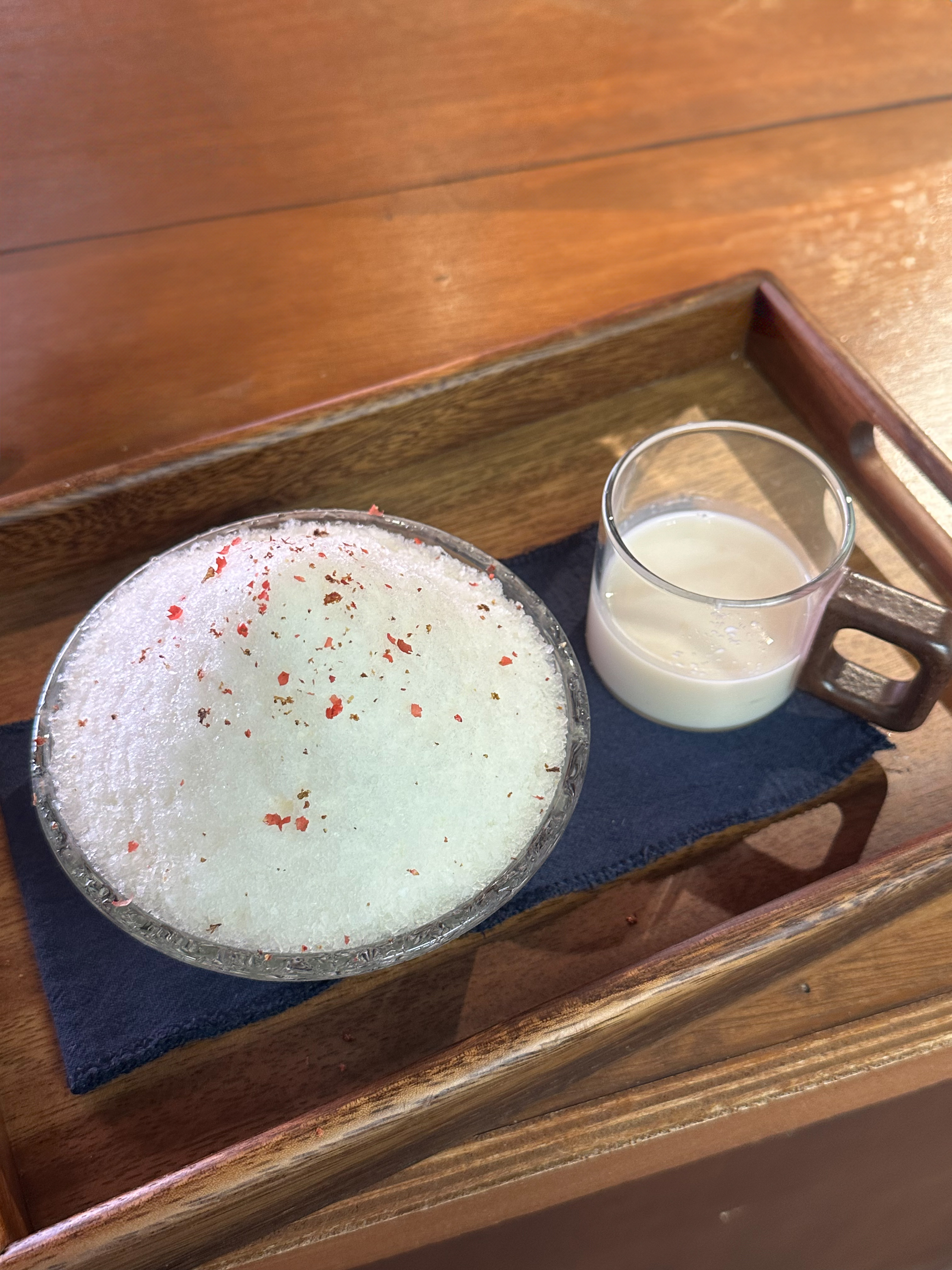 계화우롱 참외빙수