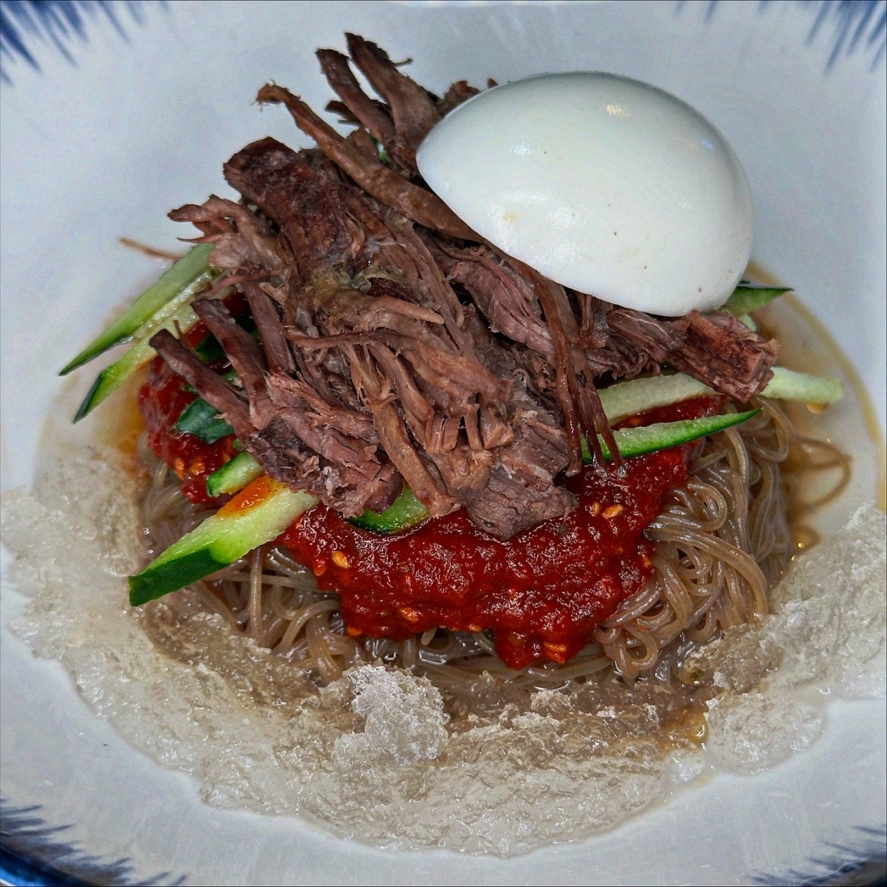 한우 비빔냉면