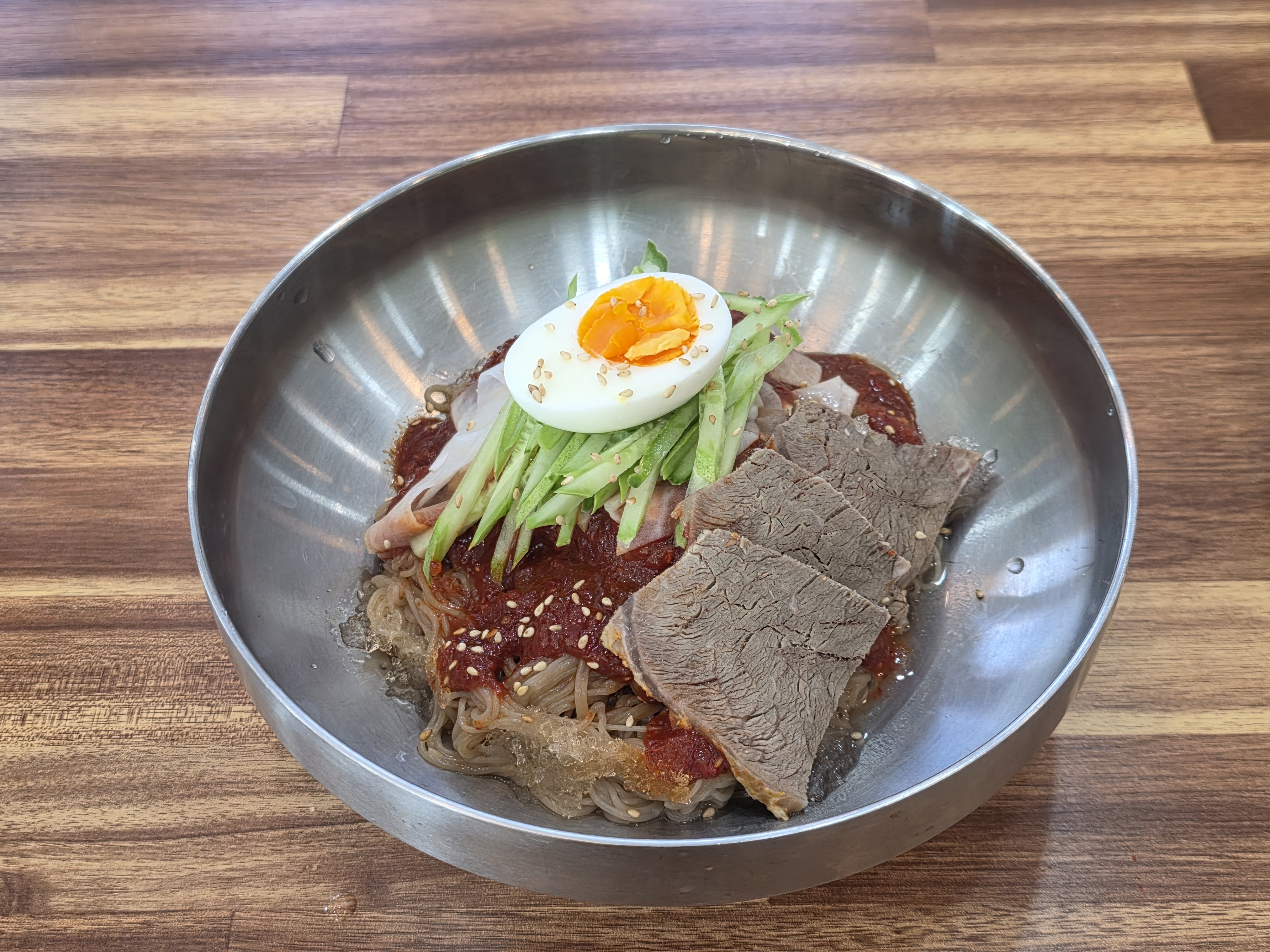 비빔냉면