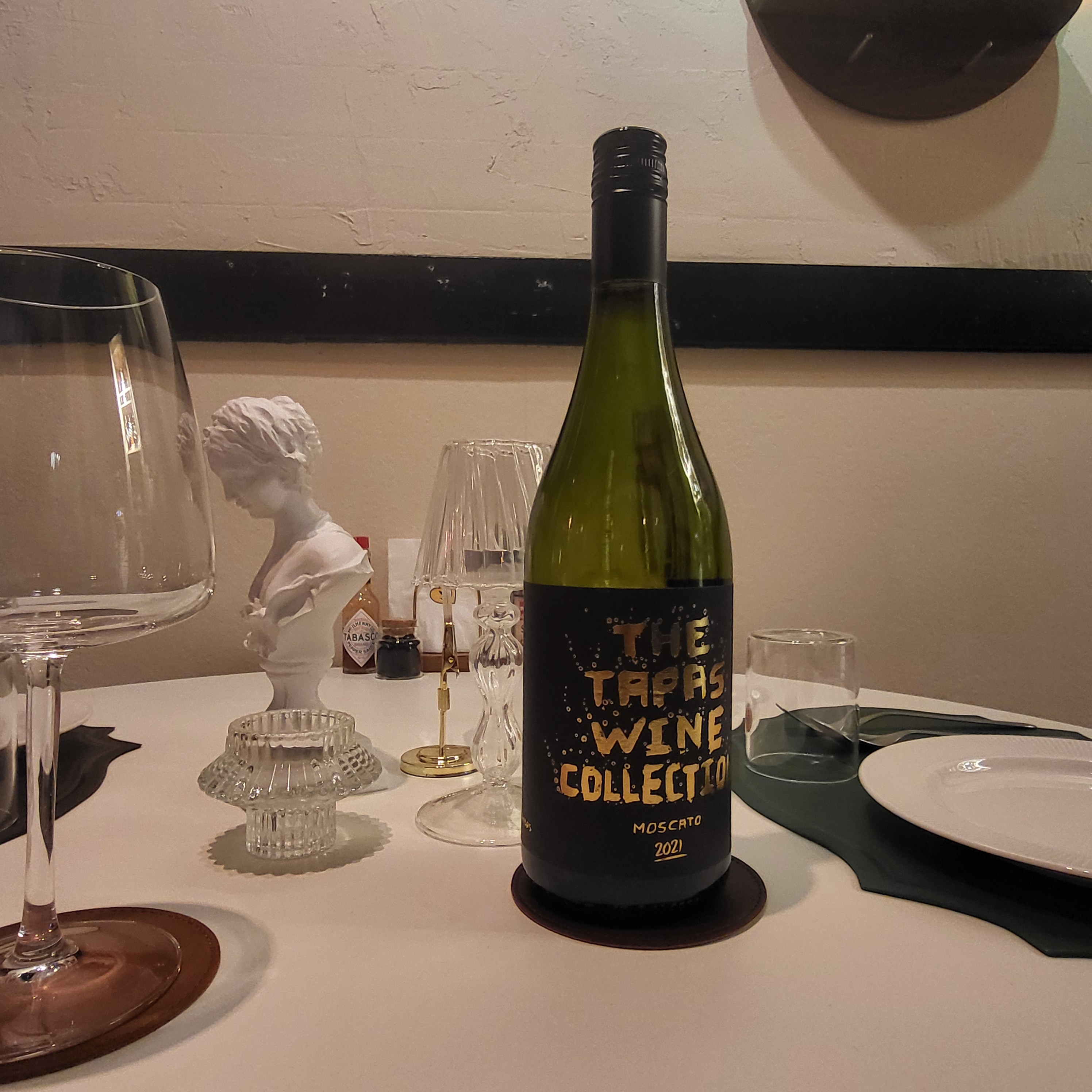1glass wine 타파스 모스카토
