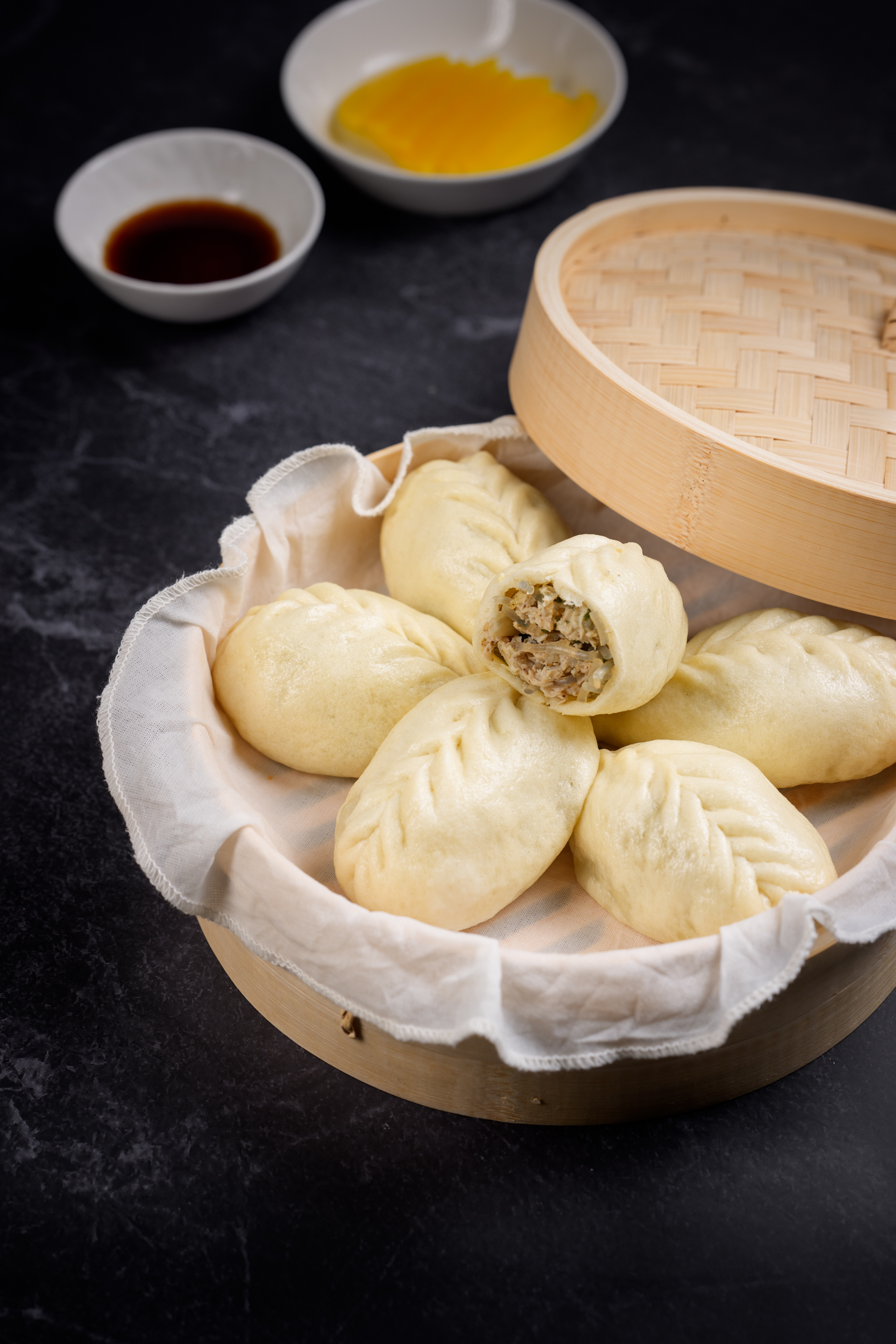 Lee Jeongsuk Handmade Dumplings and Steamed Buns