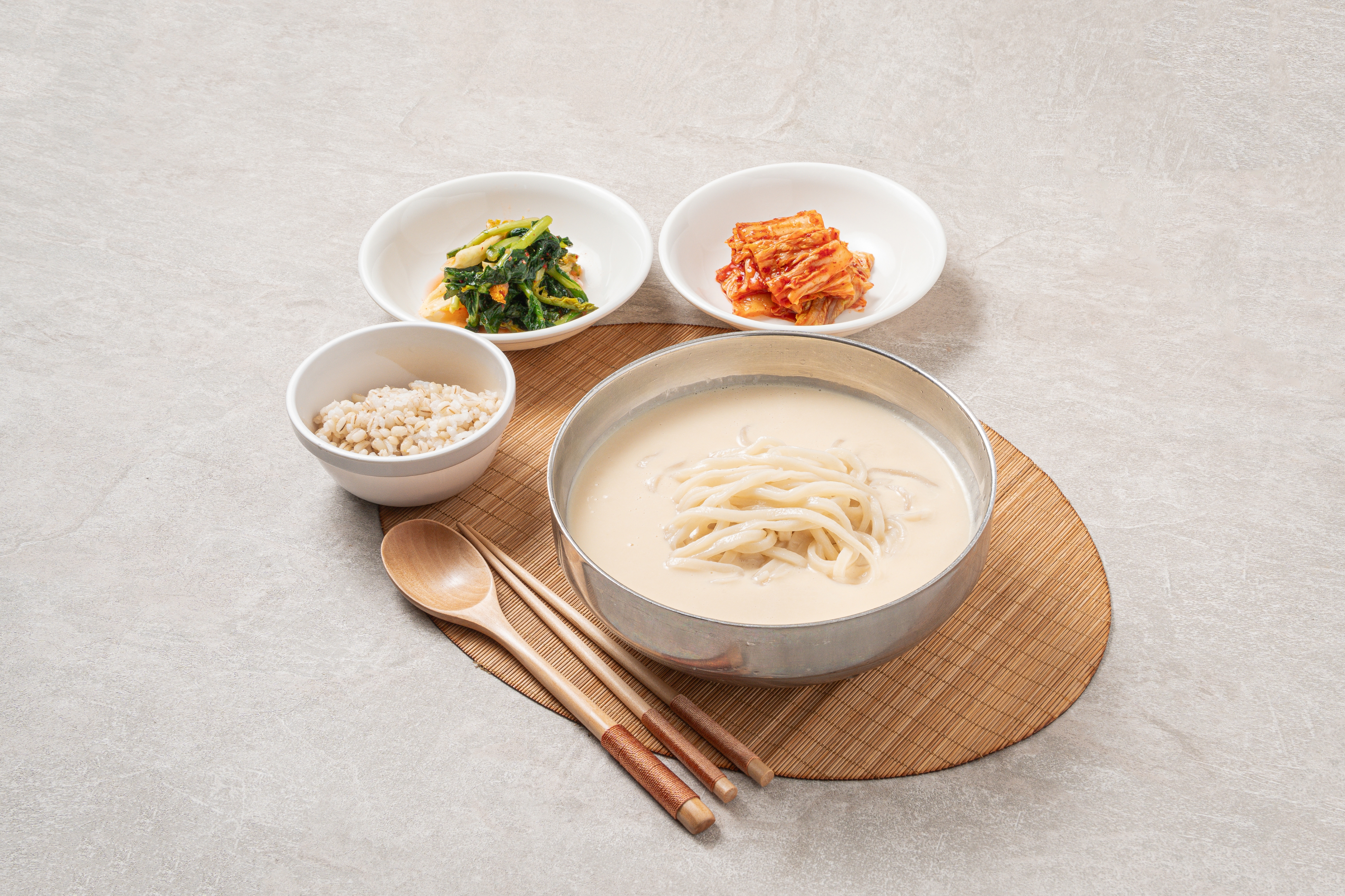 콩칼국수