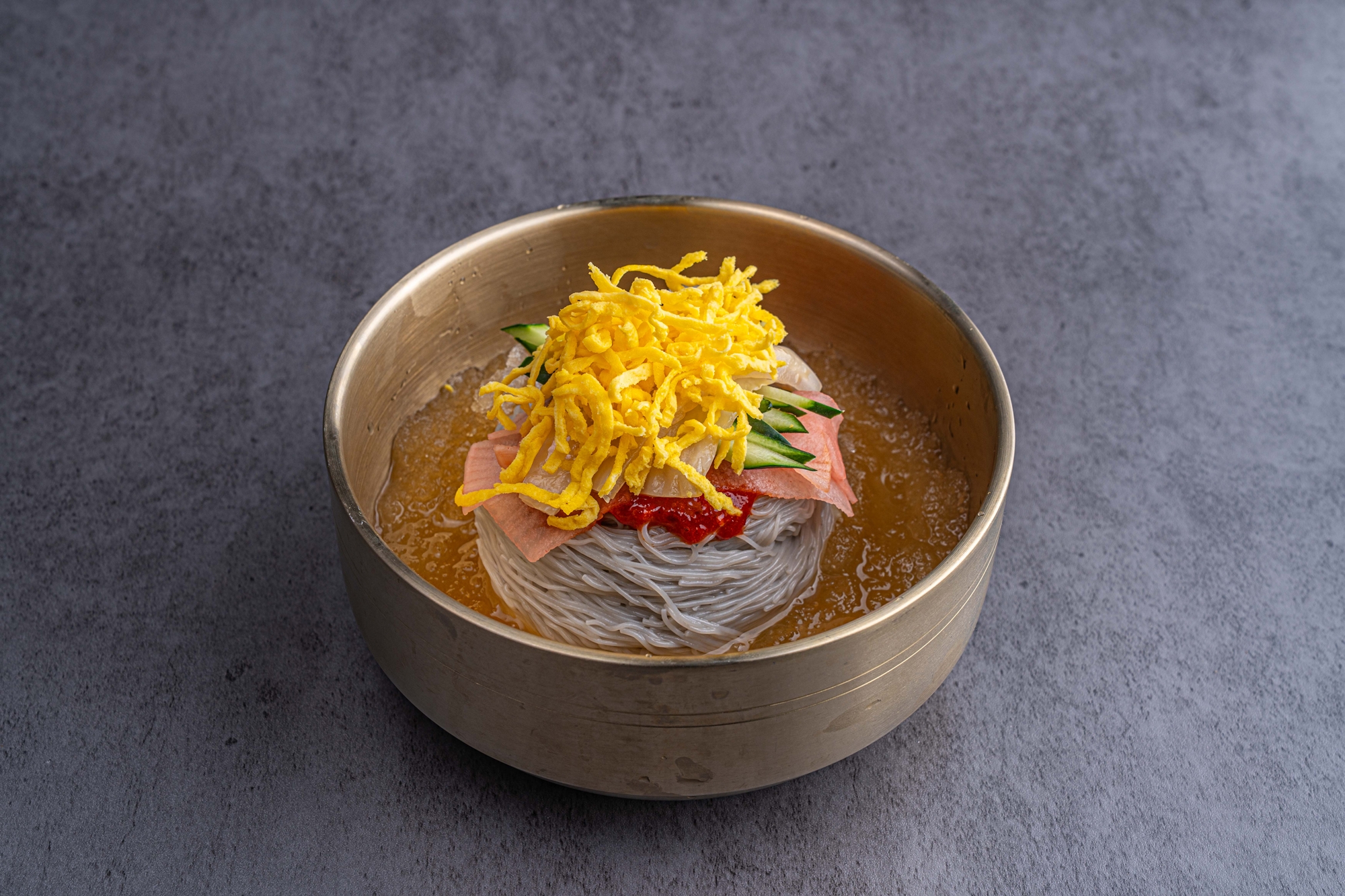 매콤 비빔냉면