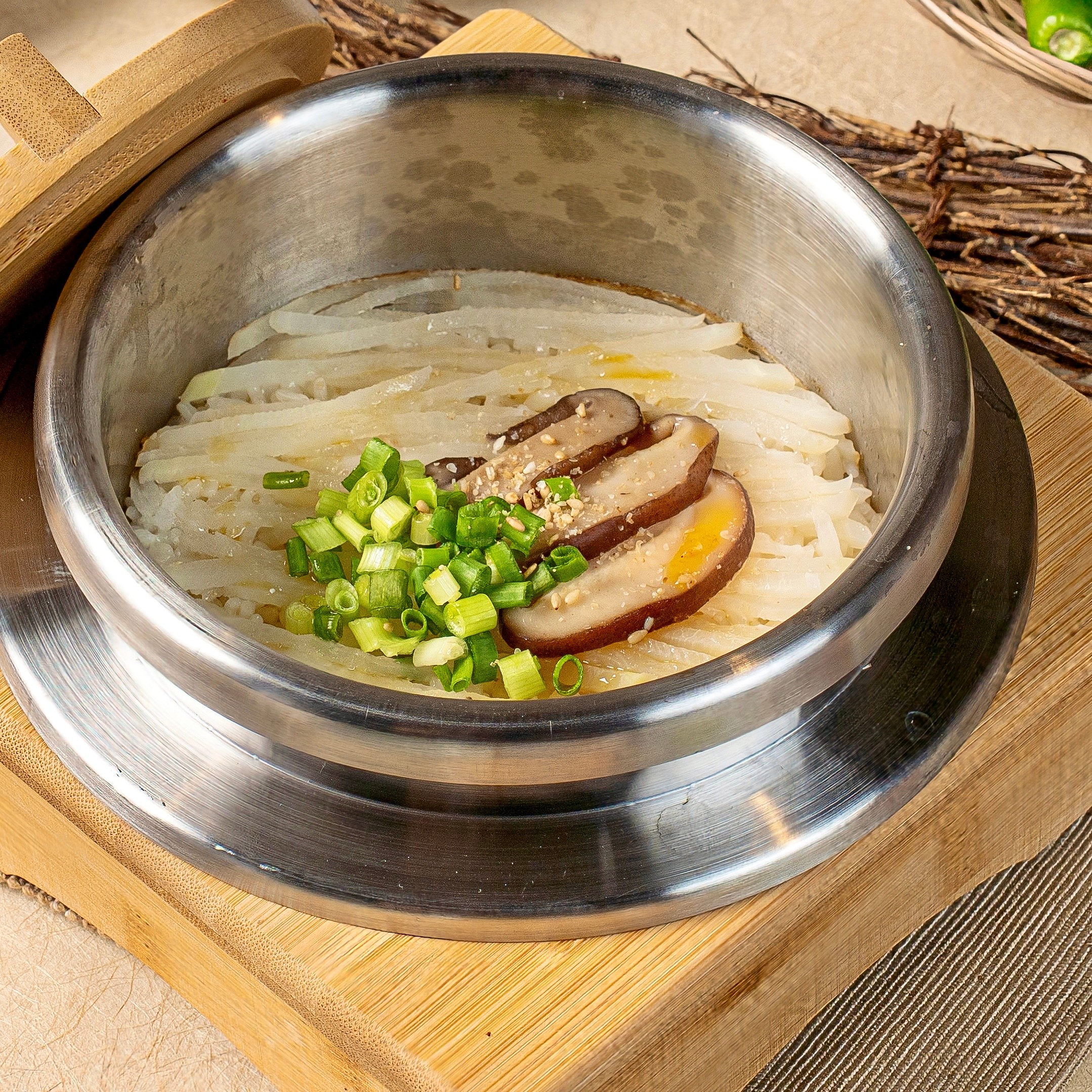 산솔 특제 무 솥밥(2인)