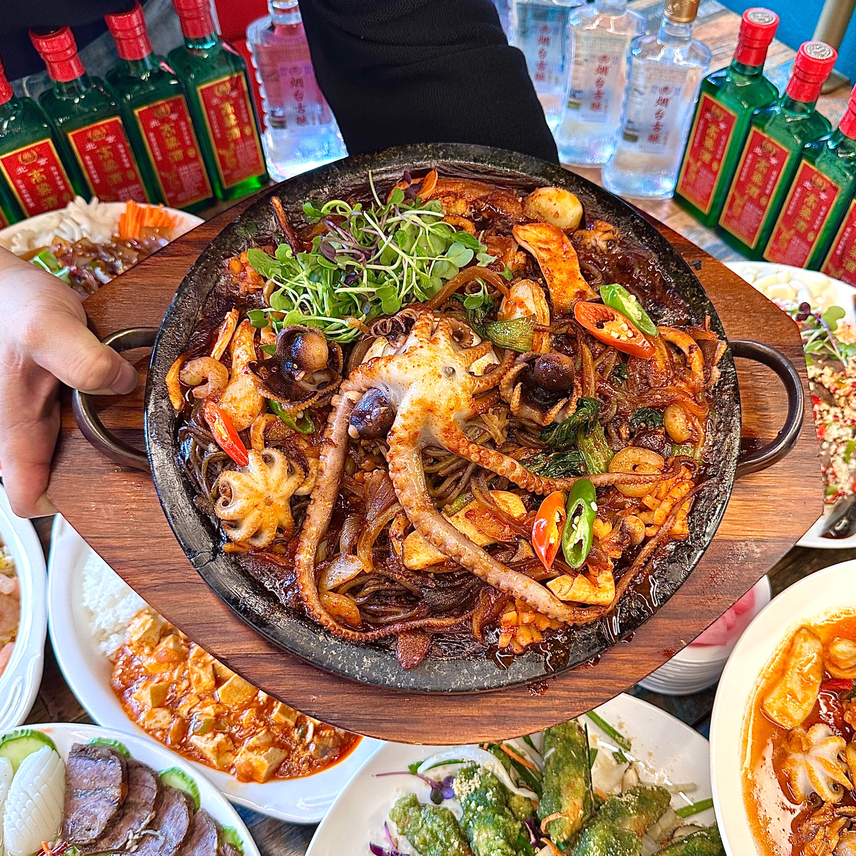해물듬뿍돌짜장 강추!