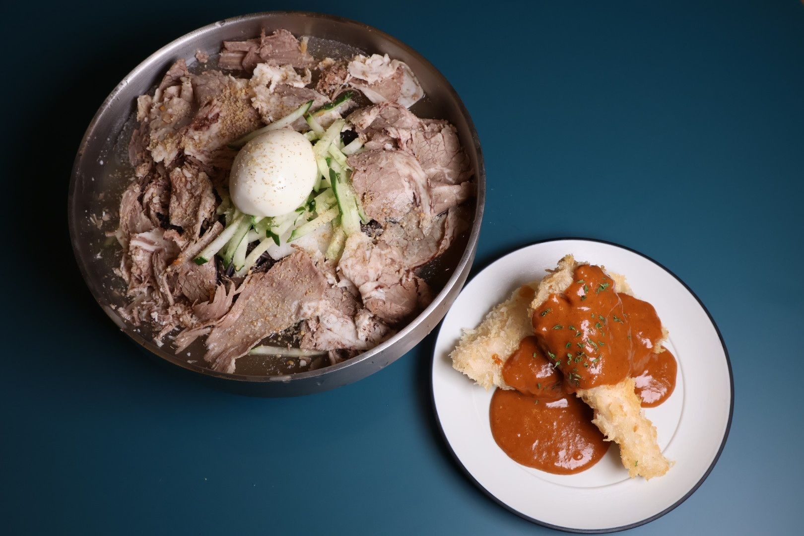 고기폭탄물냉면+닭안심카츠(2P)