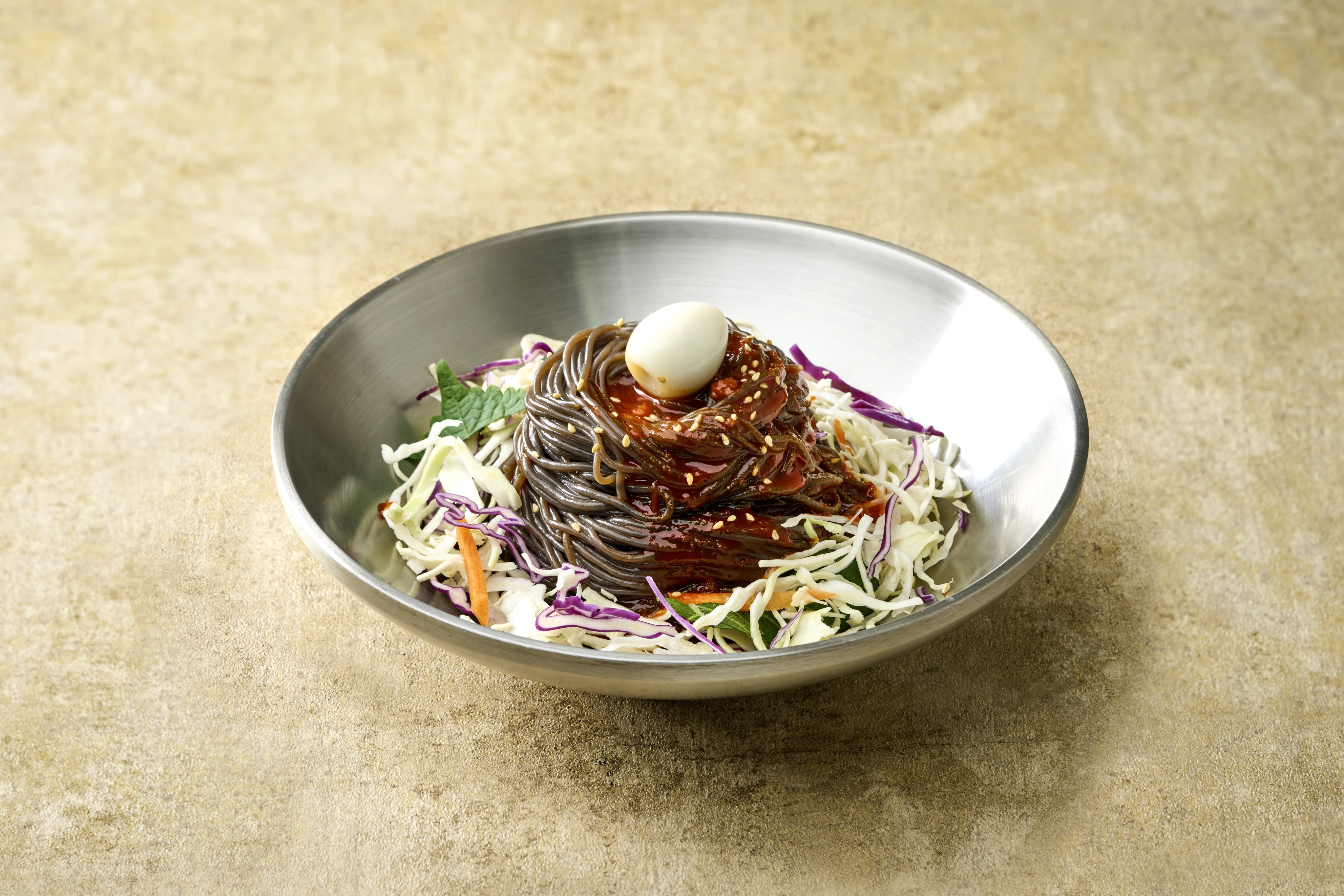 산더미막국수