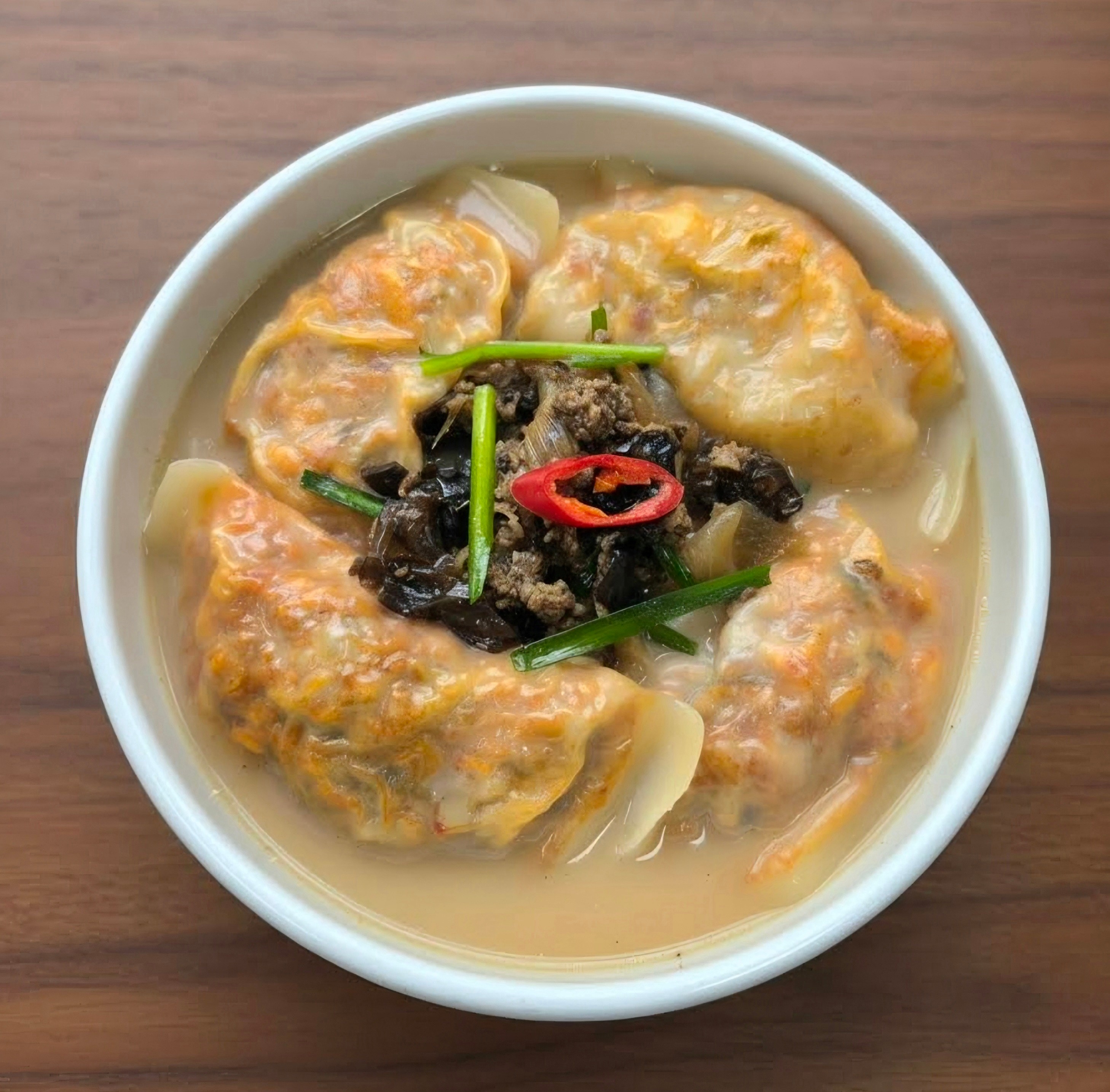 김치 만둣국