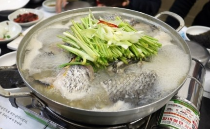 여름 보양 민어탕