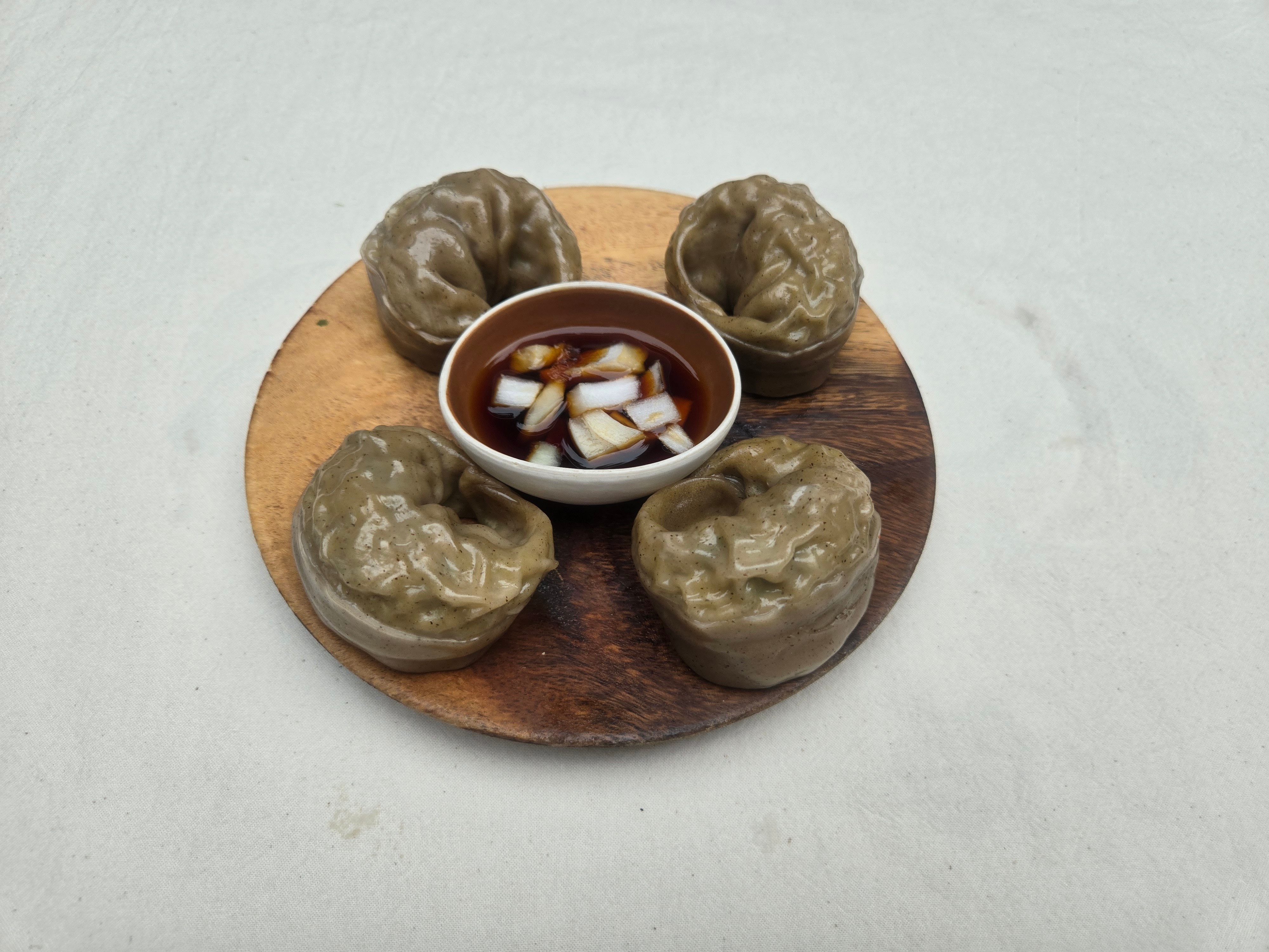 메밀왕만두 반접시