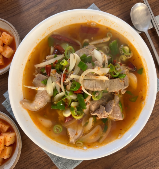 육지고기국수