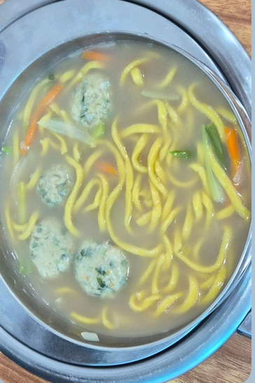 바지락품은손칼국수흑염소전문